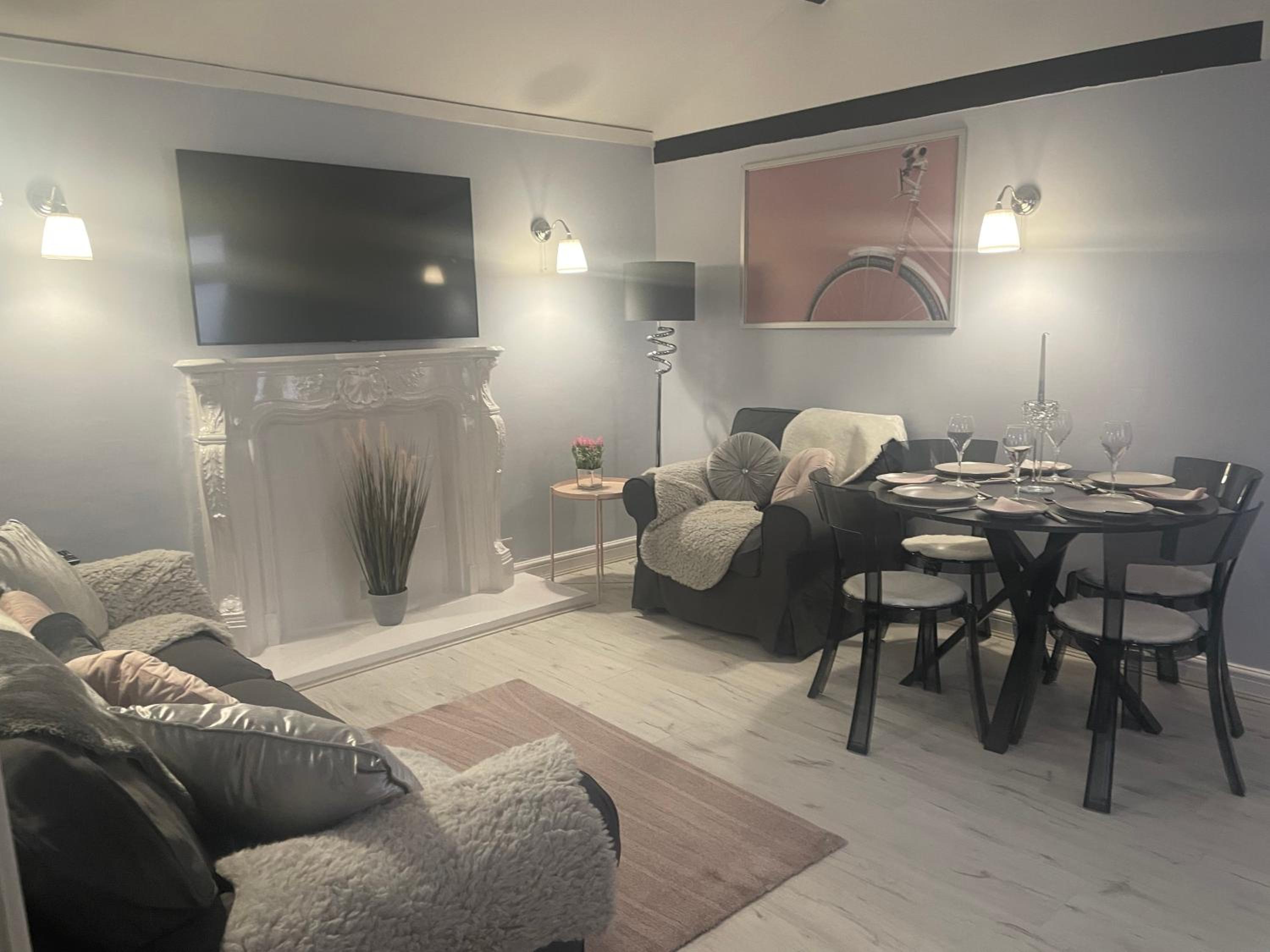 Courtyard Holiday Apartments