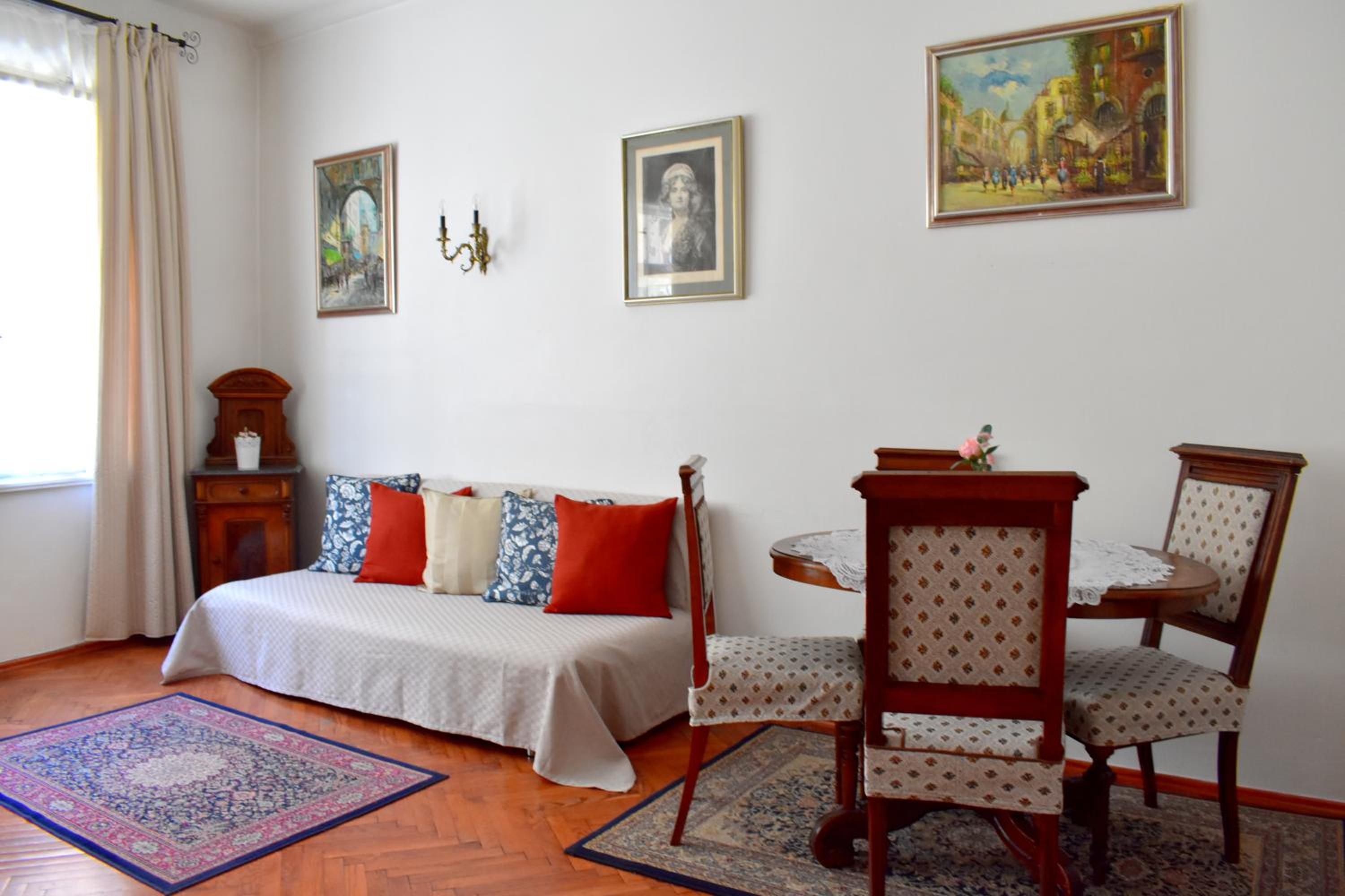 Old Town Konviktská - Bohemian Residence