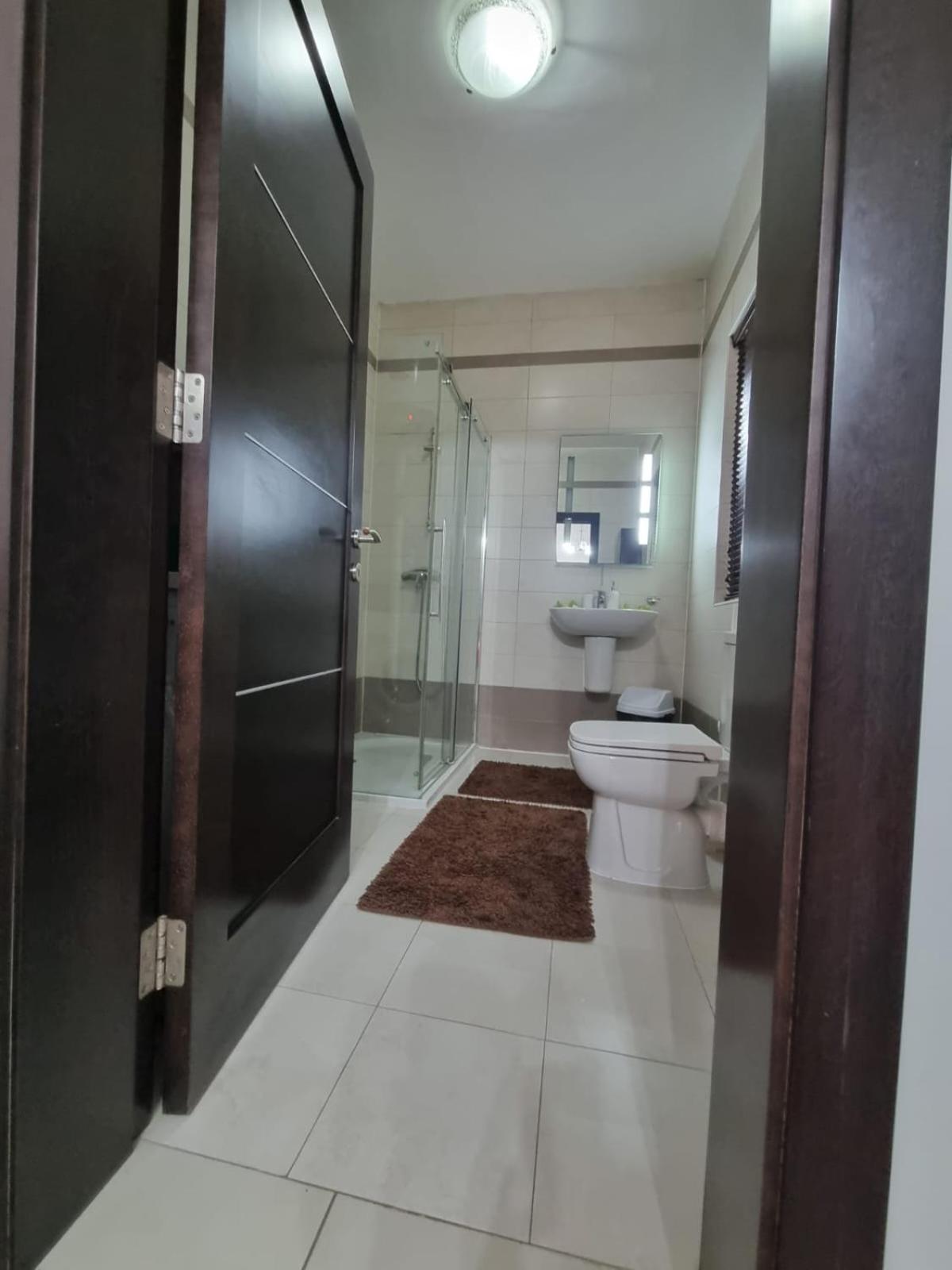 Modern Two Bedroom Apartment in Center Bugibba photo 3