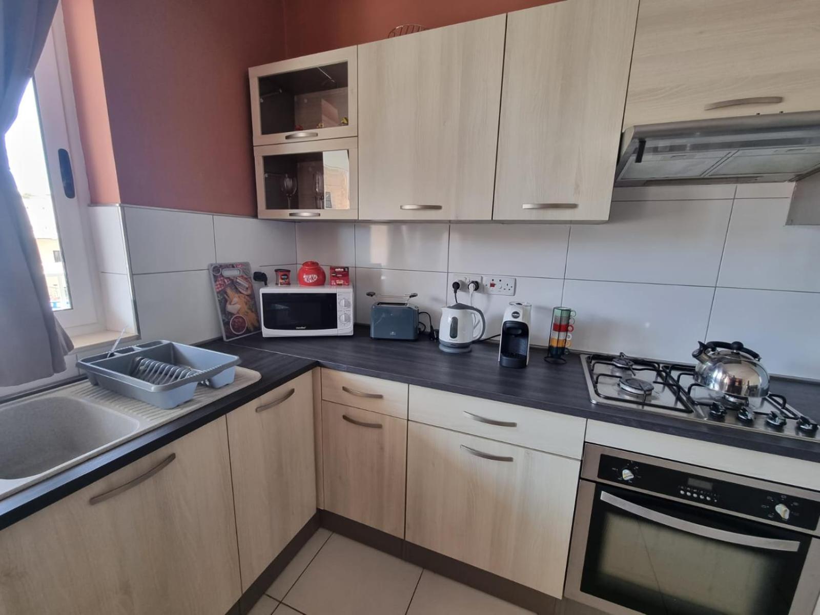 Modern Two Bedroom Apartment in Center Bugibba photo 4
