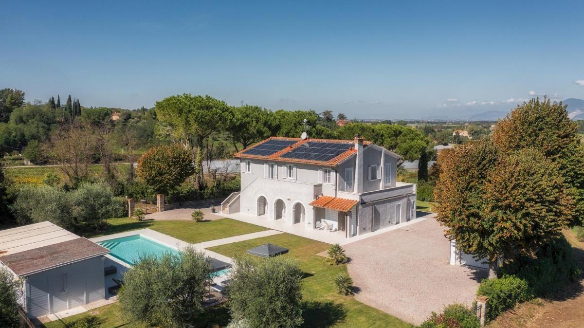 VILLA EDOARDO 9, Emma Villas view 3