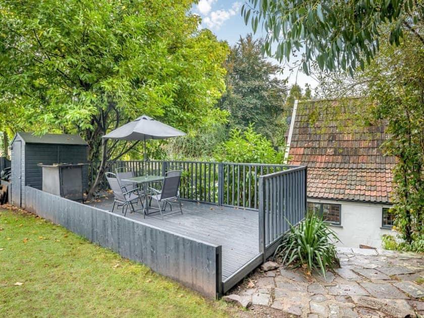 2 bedroom cosy cottage with hot tub in hambrook close to Bristol City Centre view 2