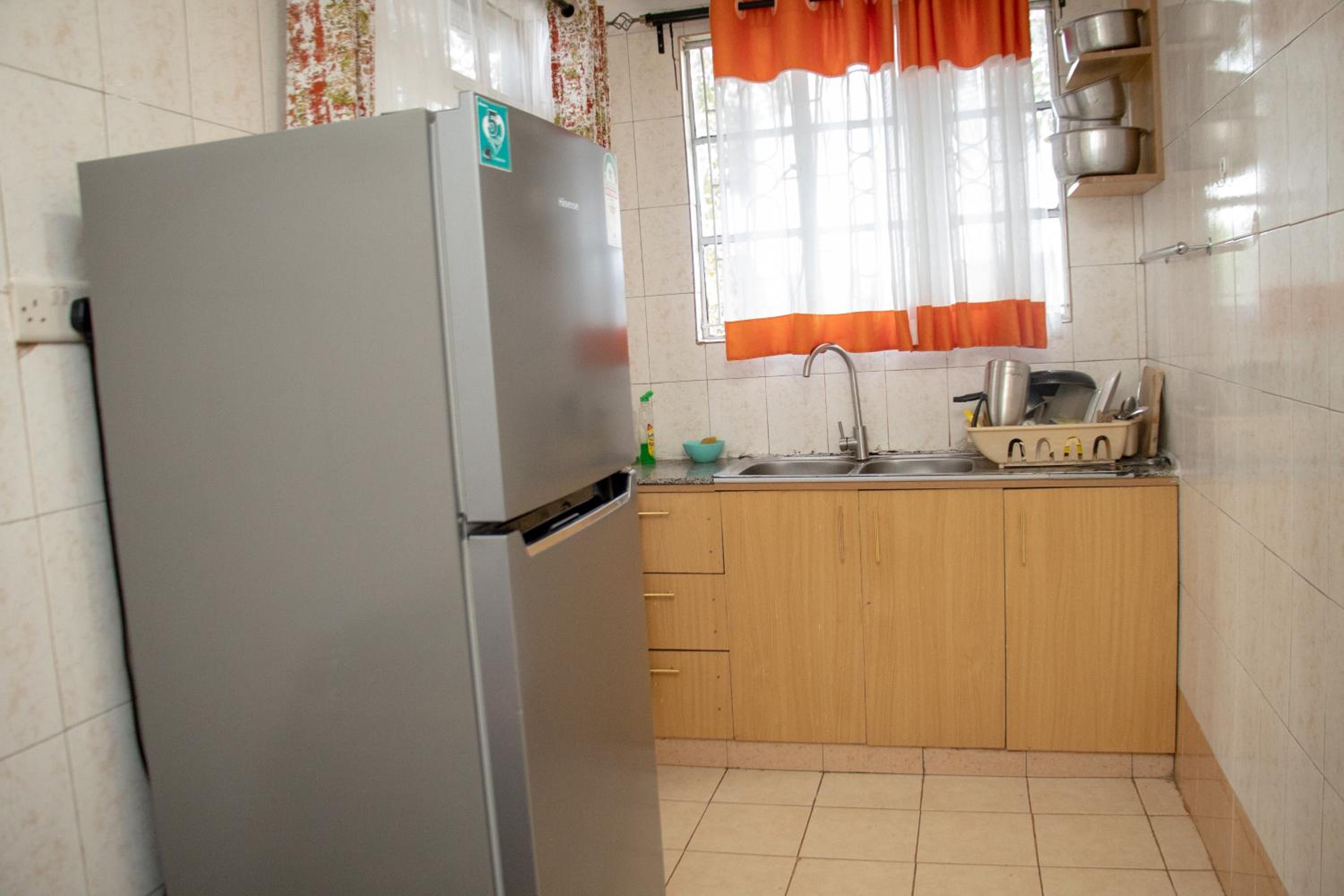Zoe Homes 1br and 2br Cottage own compound -Kericho town near Green Square mall view 3