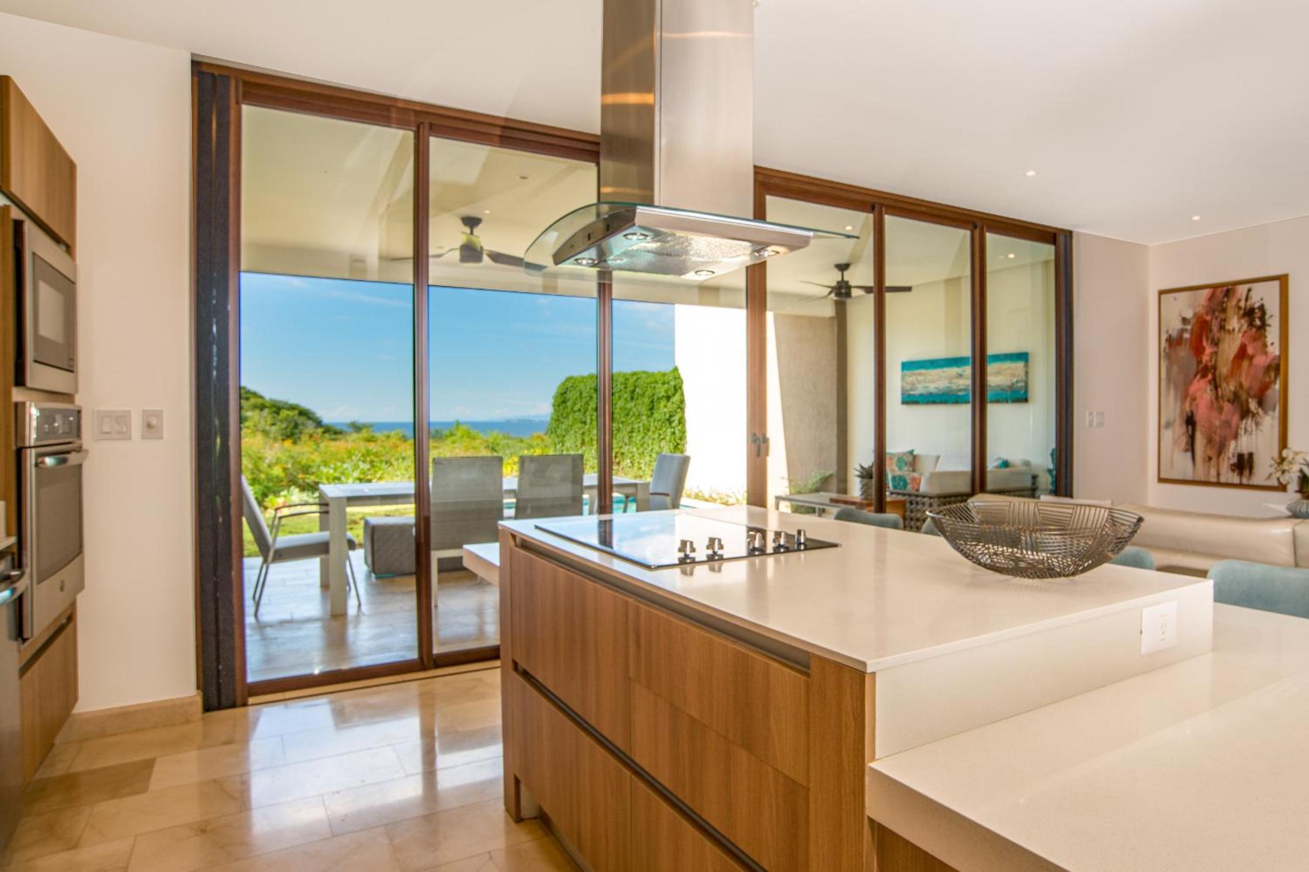 Private Pool Townhouse with Partial Ocean View - Aromo - Reserva Conchal