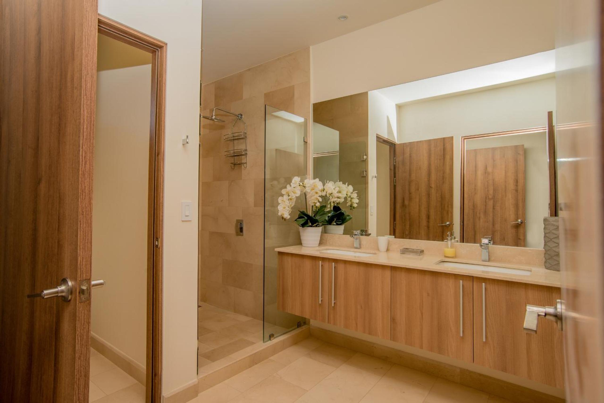 Private Pool Townhouse with Partial Ocean View - Aromo - Reserva Conchal