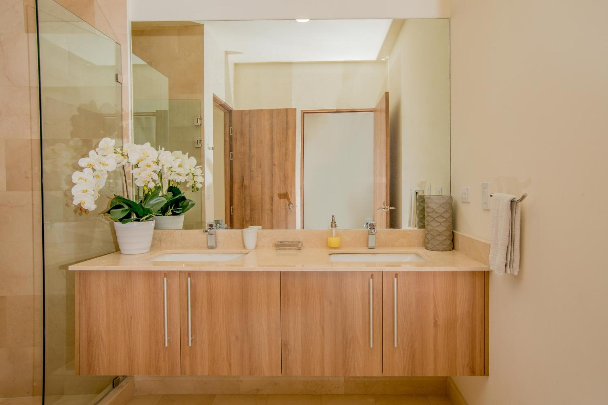 Private Pool Townhouse with Partial Ocean View - Aromo - Reserva Conchal