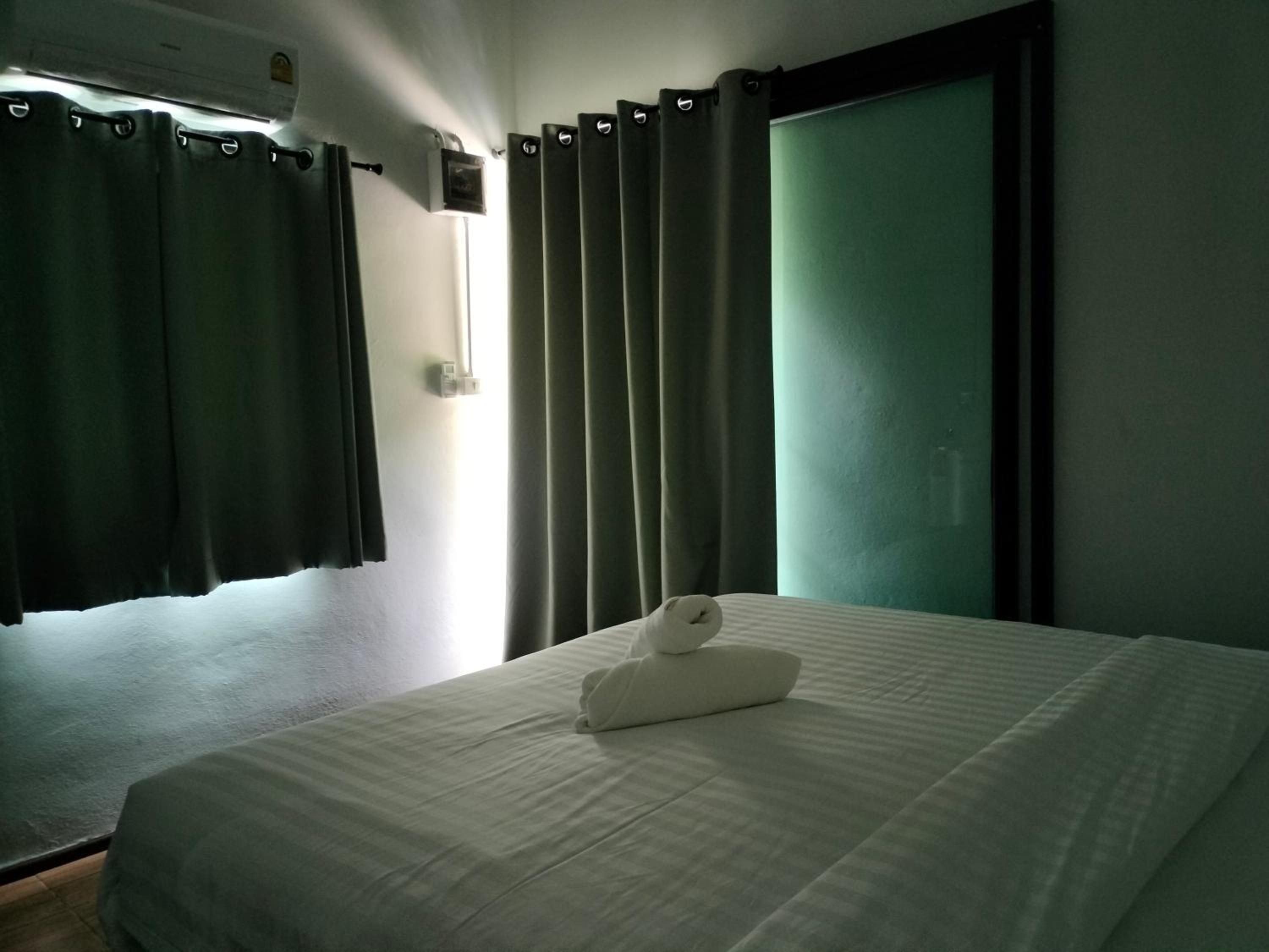 Namthip Homebeach