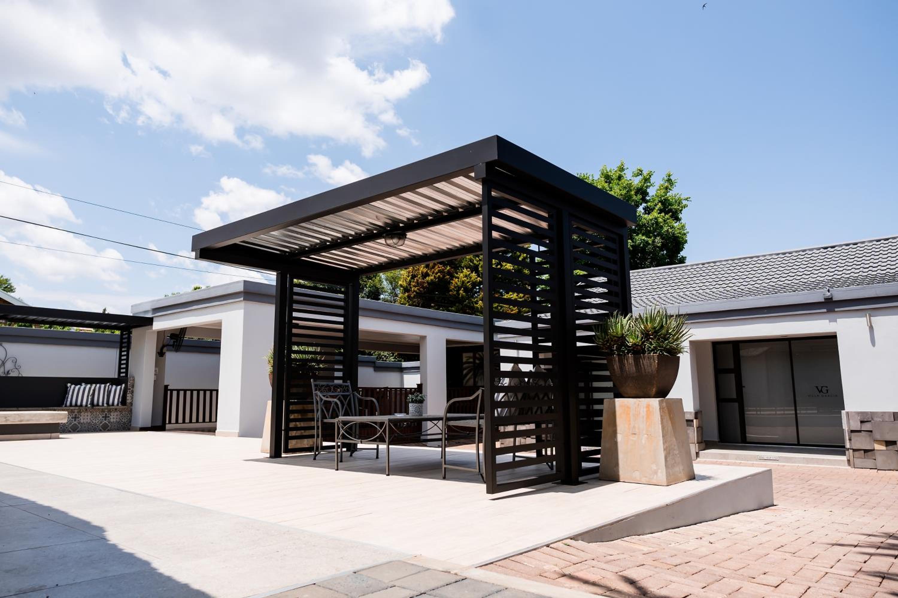 Villa Gracia Guesthouse