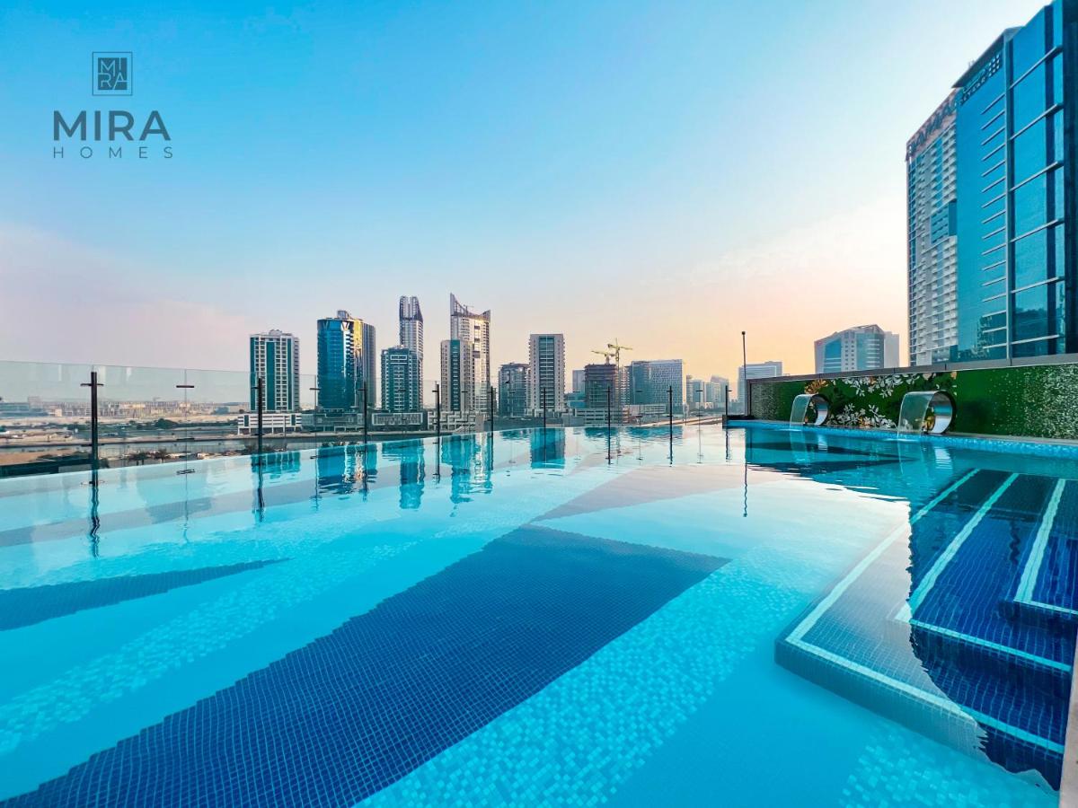 Mira Holiday Homes - Luxury 1 bedroom with Burj Khalifa View