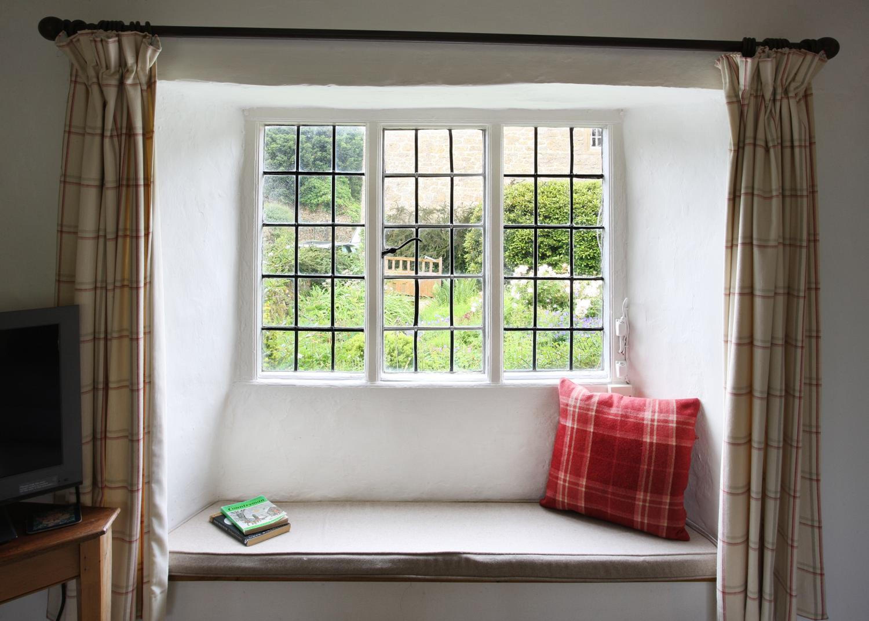 Letterbox Cottage