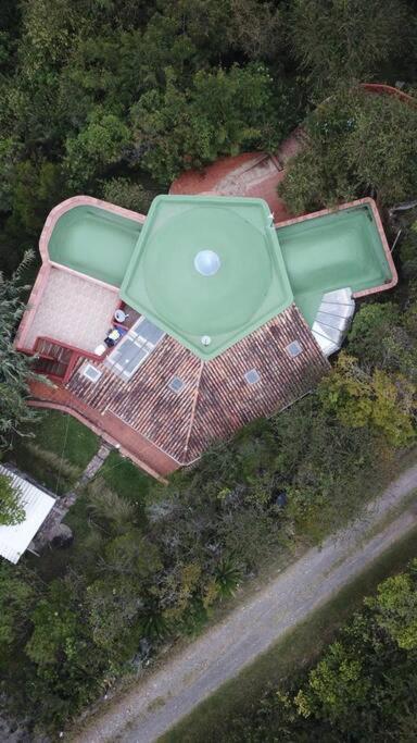 Casa unica agradable de campo con boveda