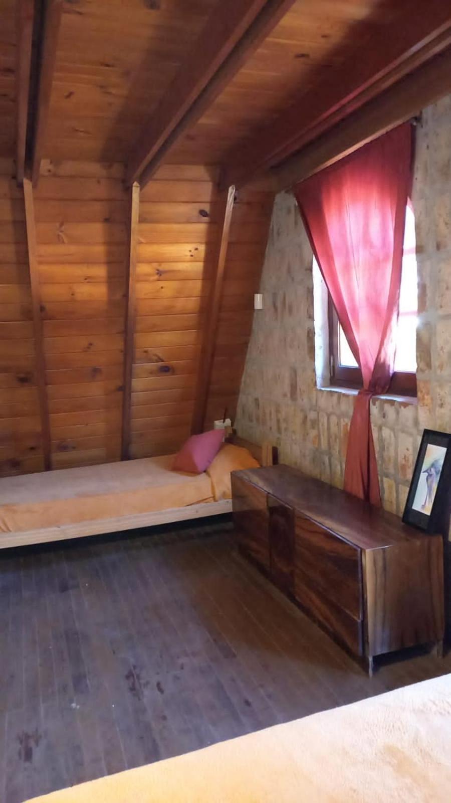 Casa Alpina espaciosa a 2 cuadras del centro de Villa Gesell y a 5 de la playa