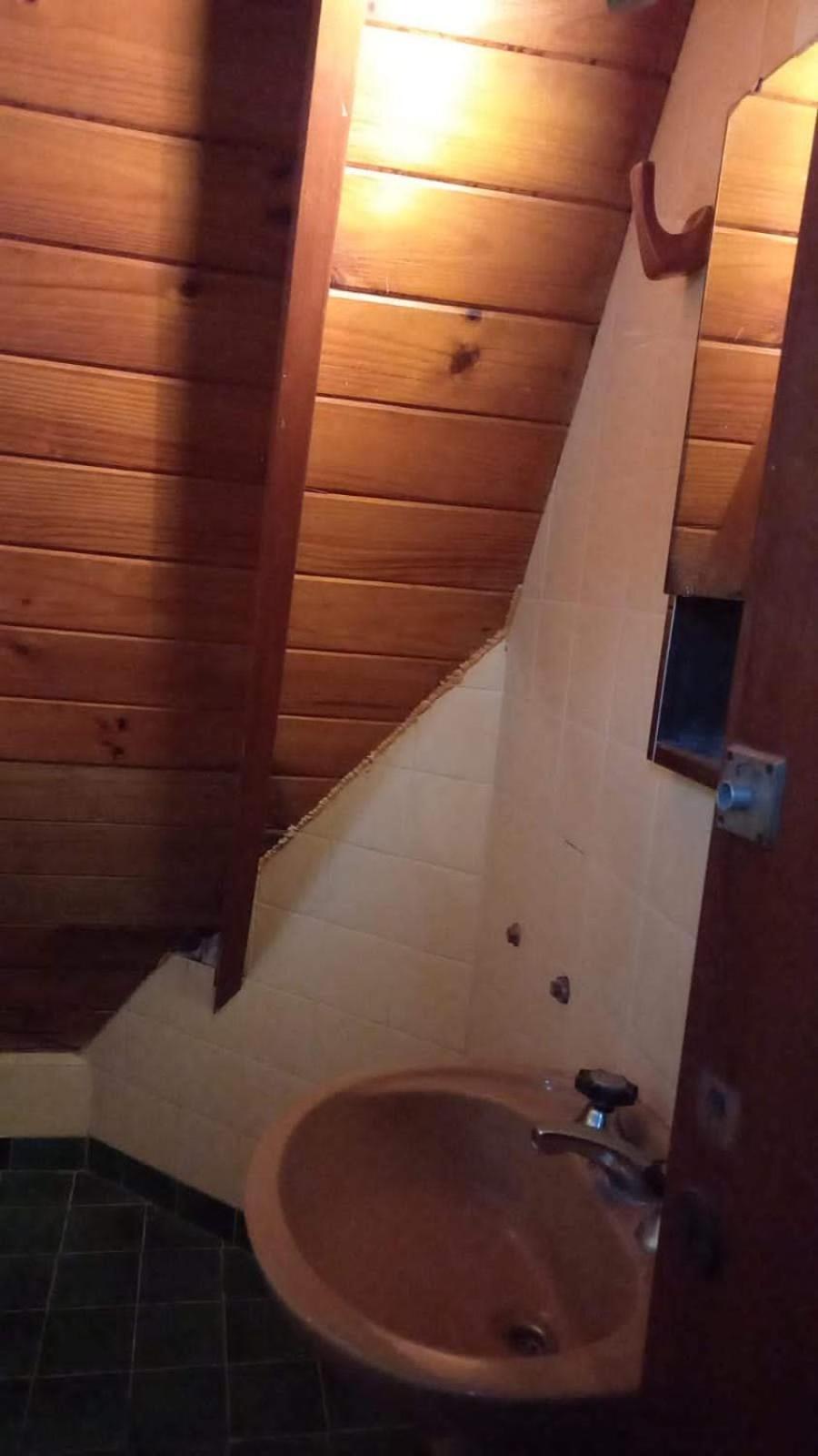 Casa Alpina espaciosa a 2 cuadras del centro de Villa Gesell y a 5 de la playa