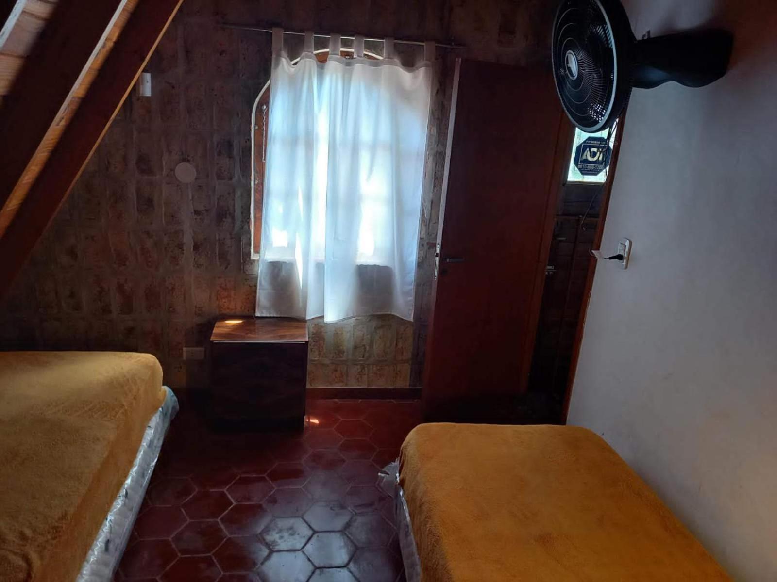 Casa Alpina espaciosa a 2 cuadras del centro de Villa Gesell y a 5 de la playa
