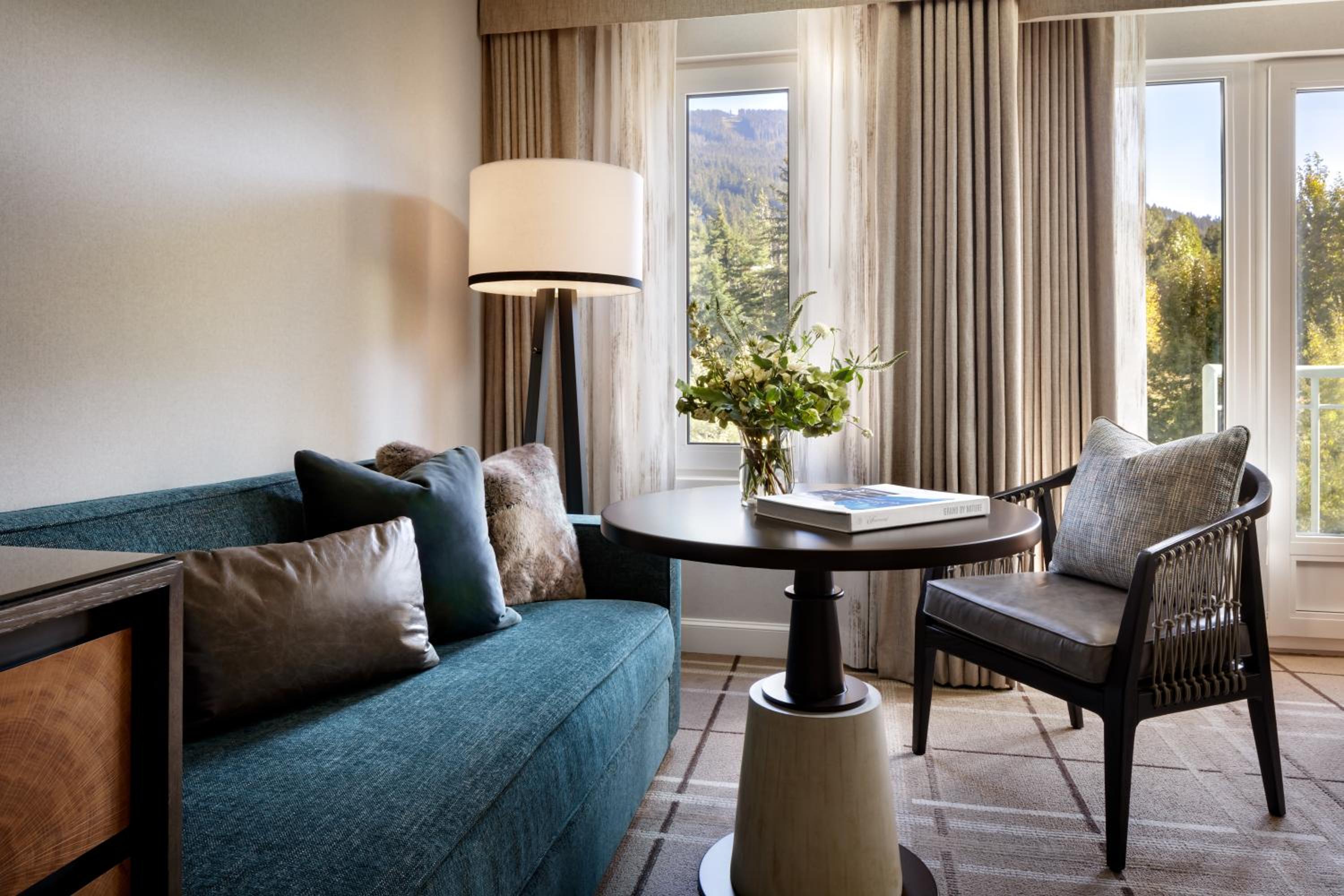 Fairmont Chateau Whistler 216