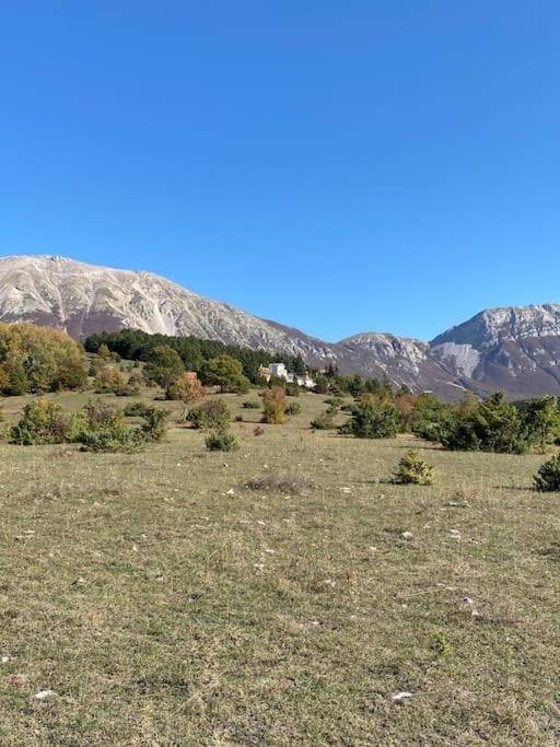 Monte Amaro Apartment con camino, terrazzo e giardino view 4