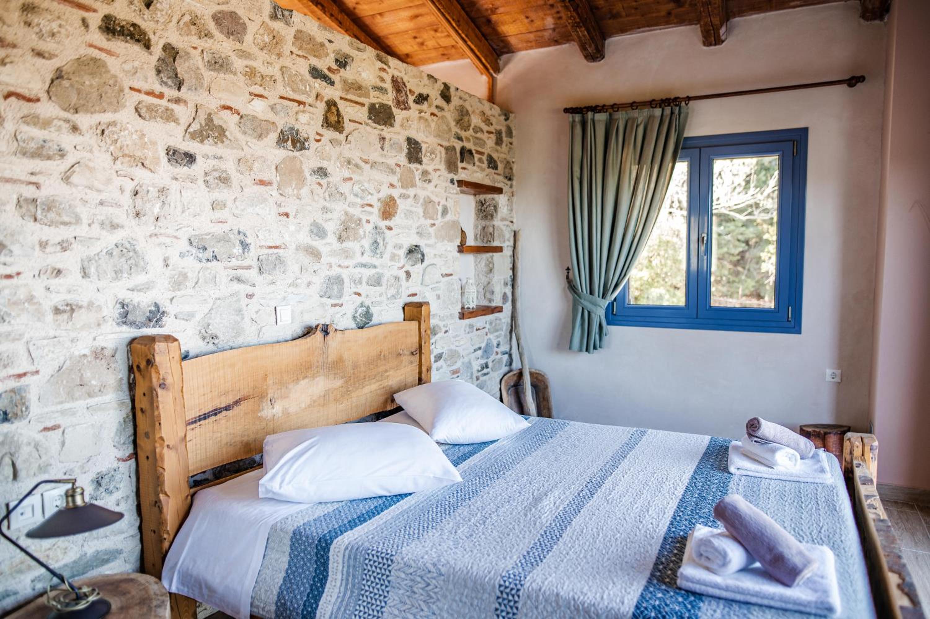 Chaihoutes stone villa into Olive farm in Zia