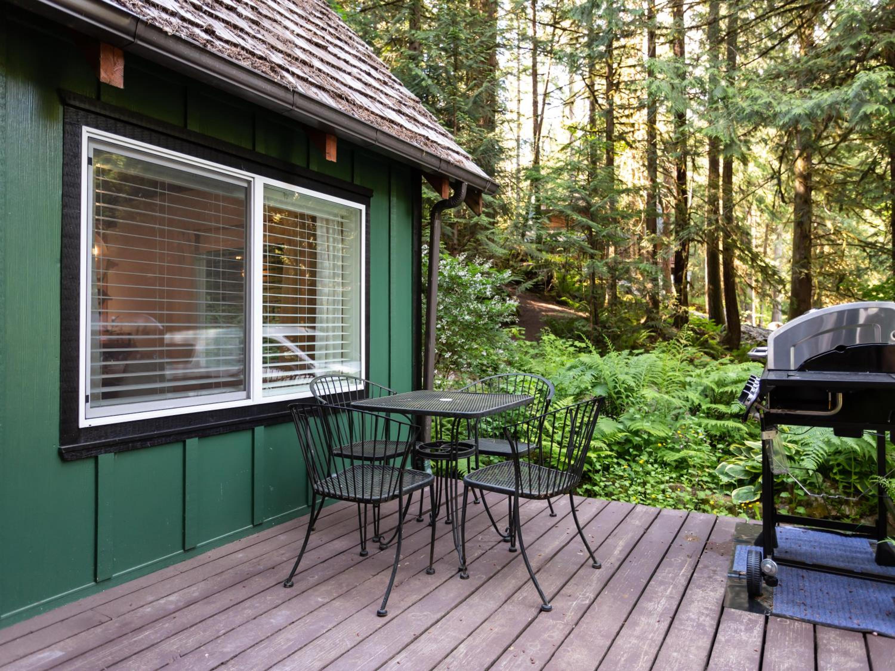 Birdhouse Cottage