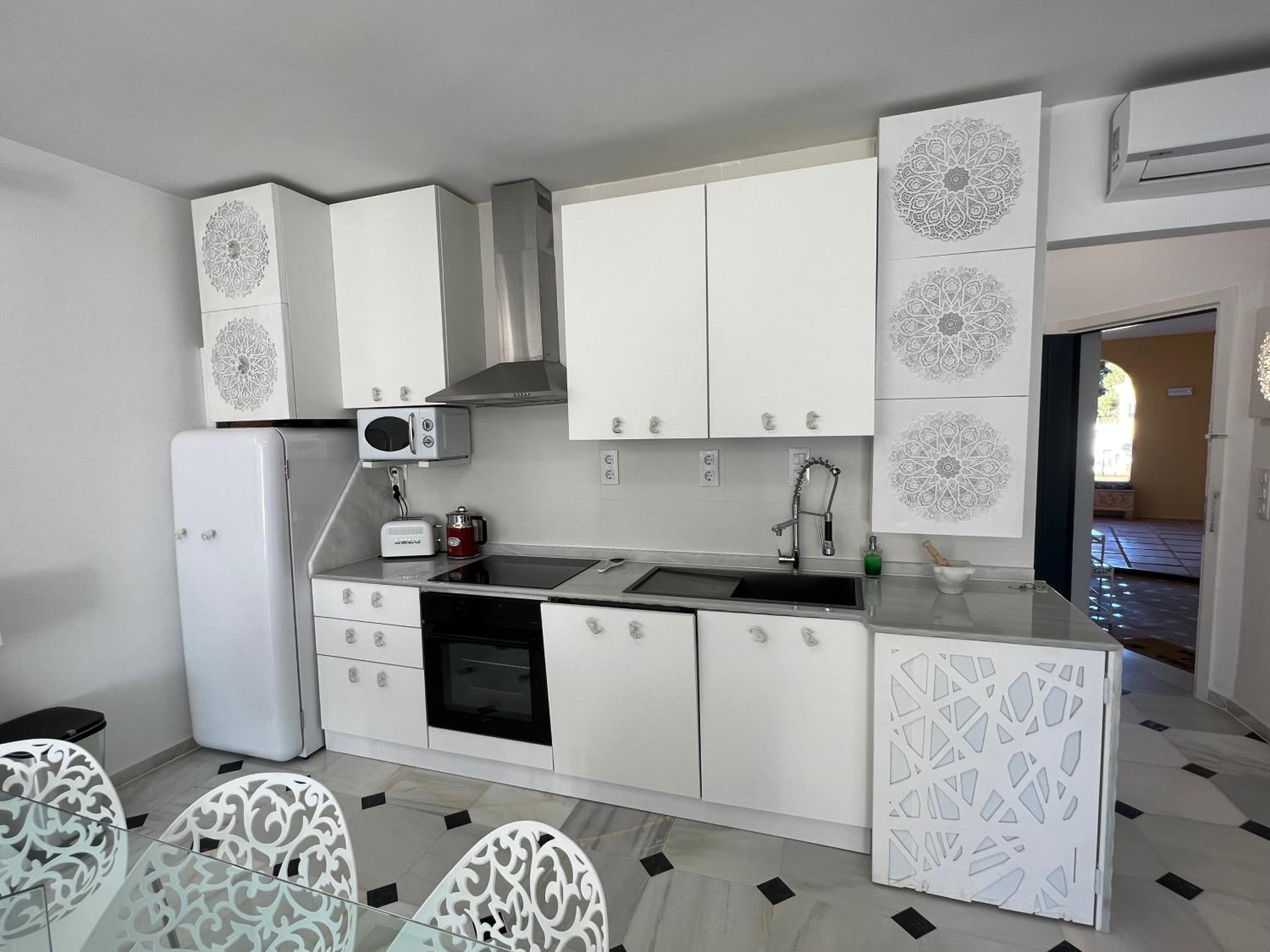 FASCINANTE Hogar en Cabo Pino en MARBELLA