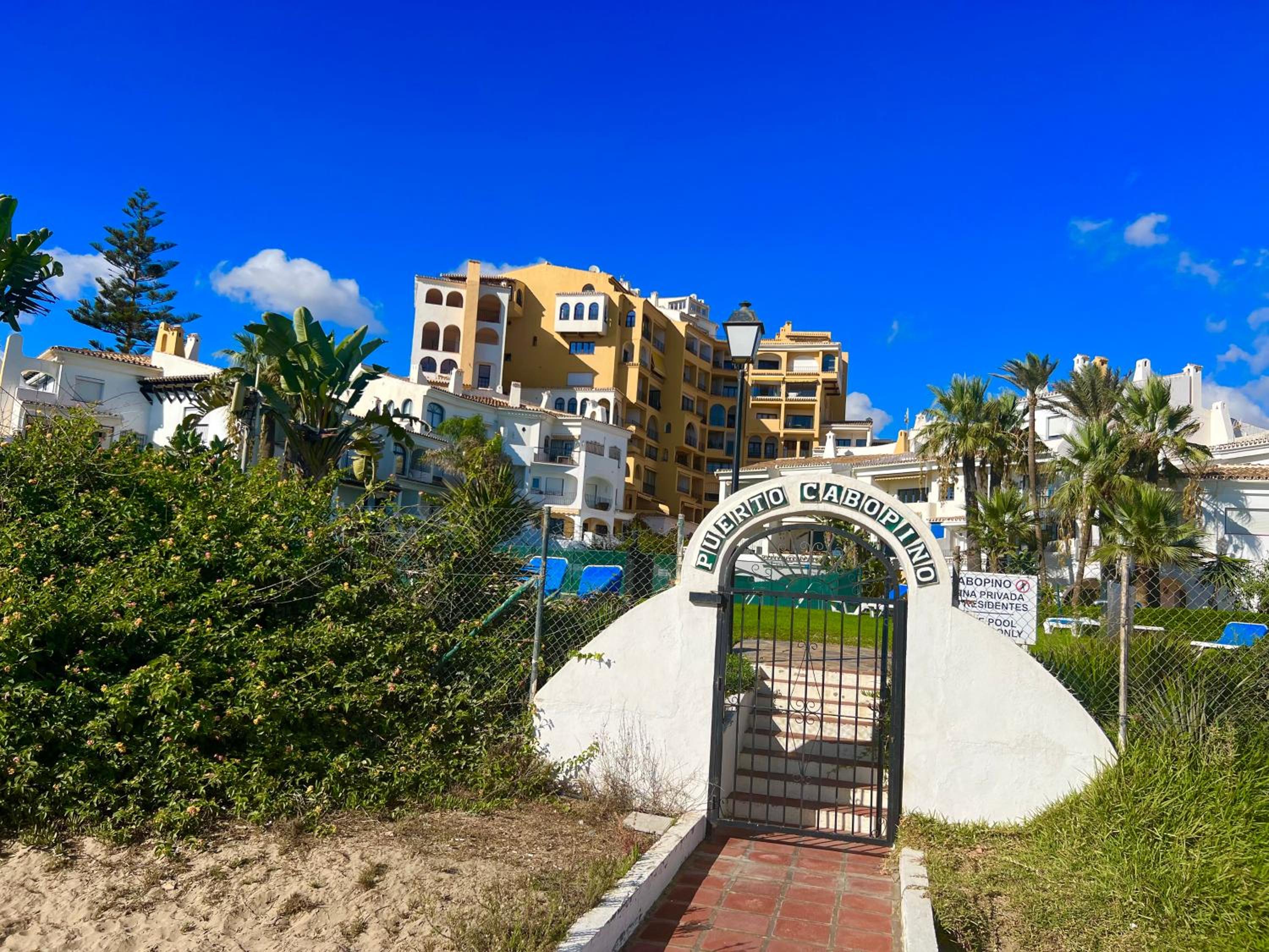 FASCINANTE Hogar en Cabo Pino en MARBELLA