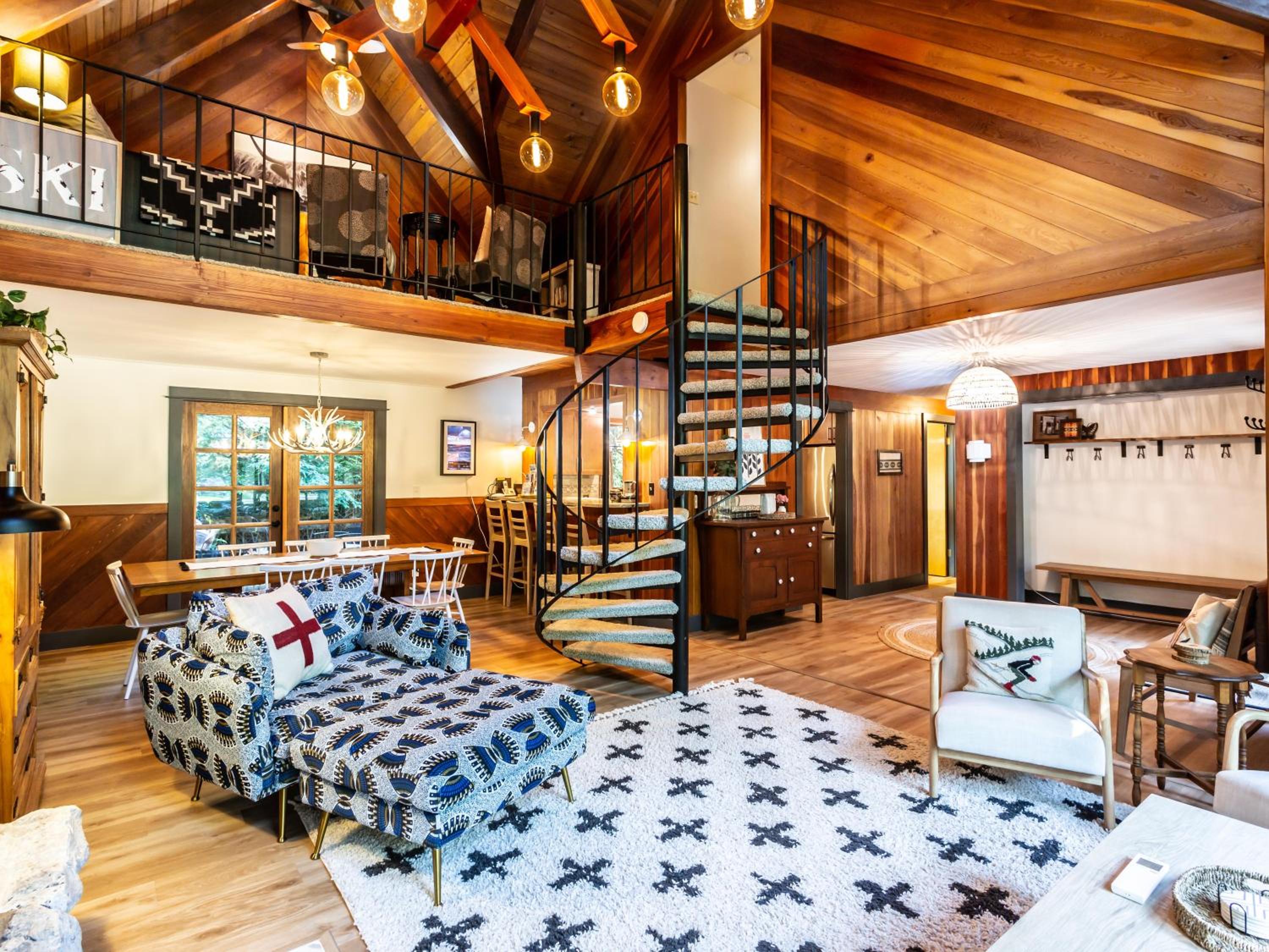 Pendleton Pines Lodge