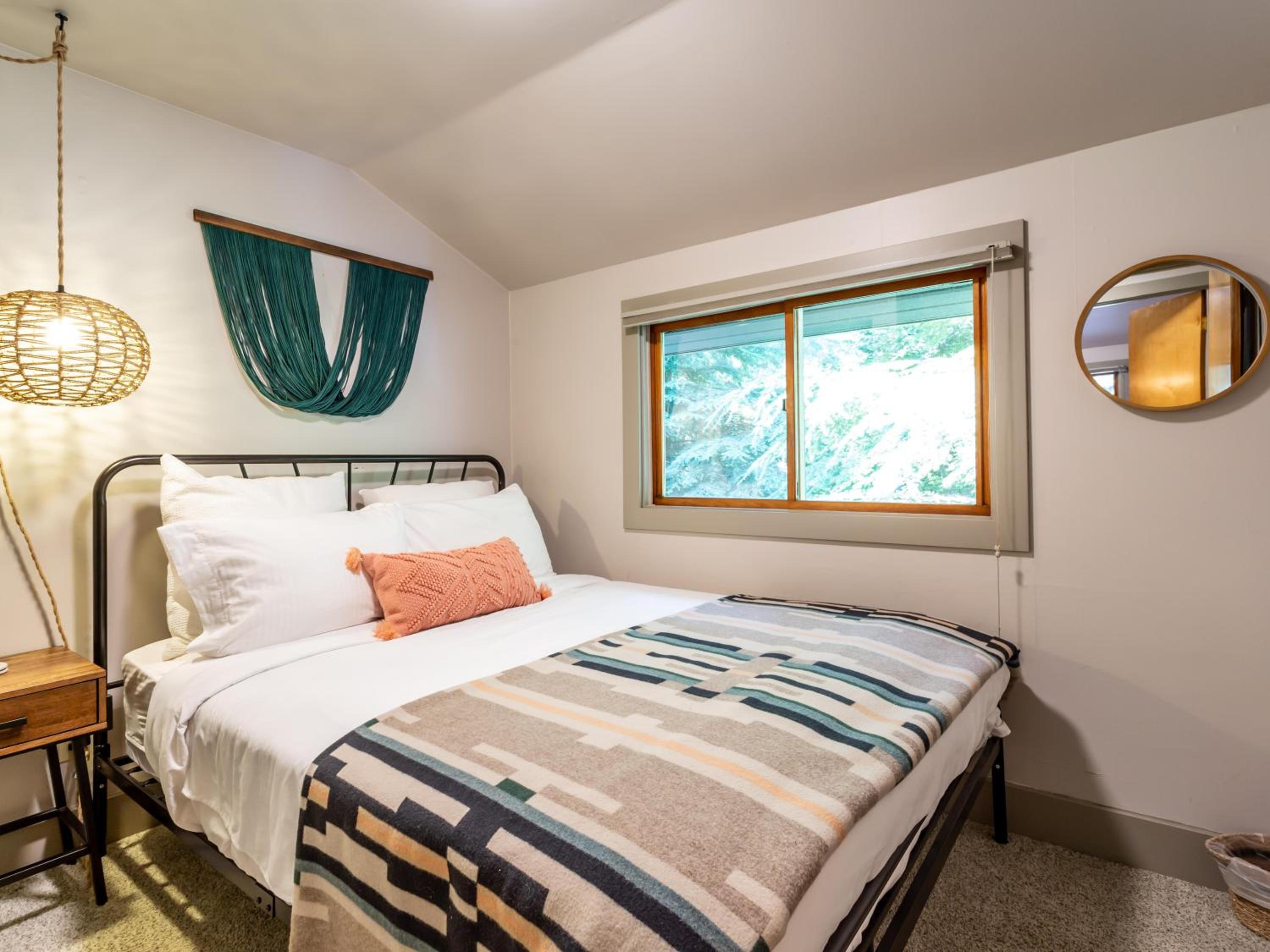 Pendleton Pines Lodge