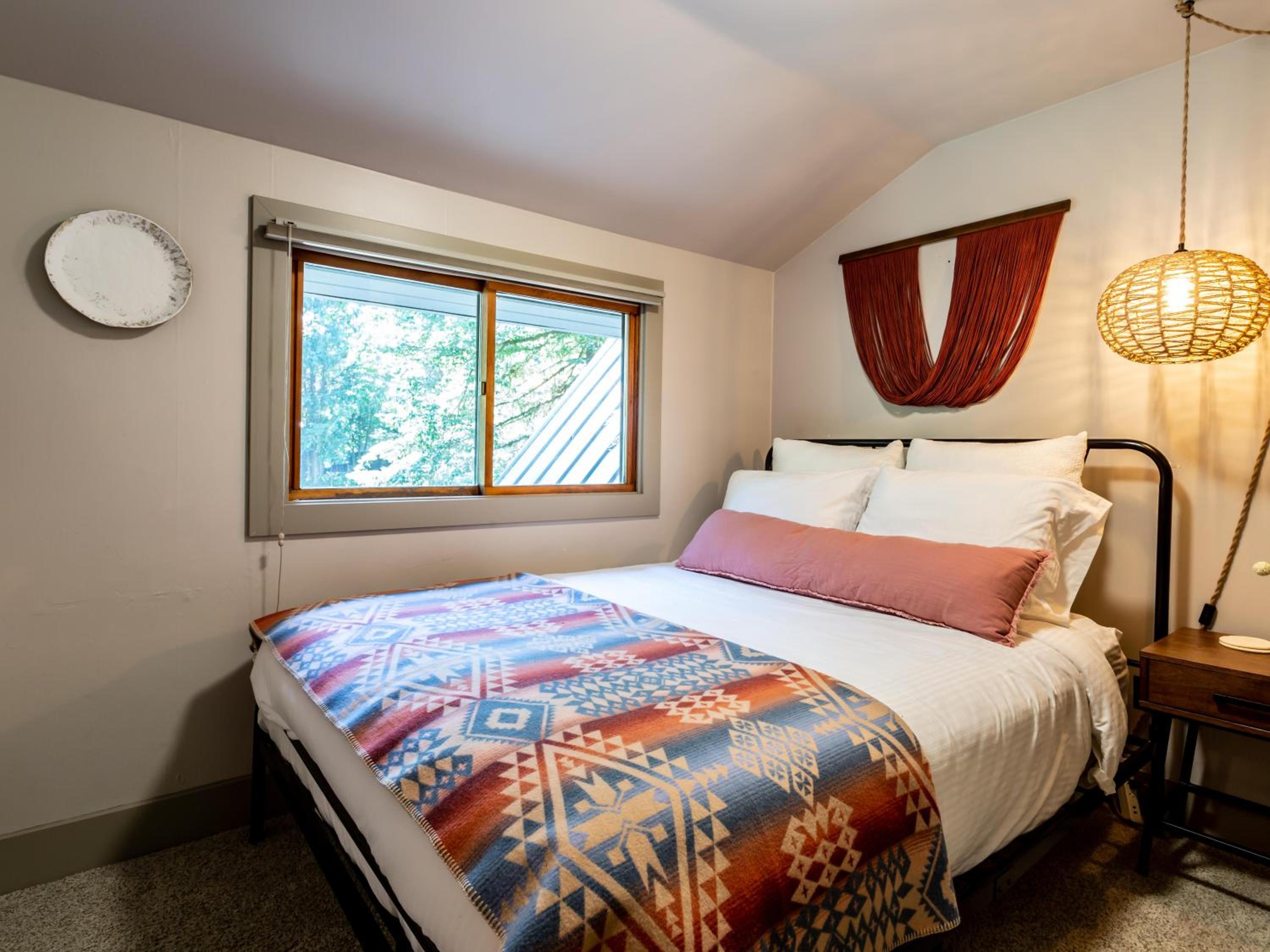 Pendleton Pines Lodge