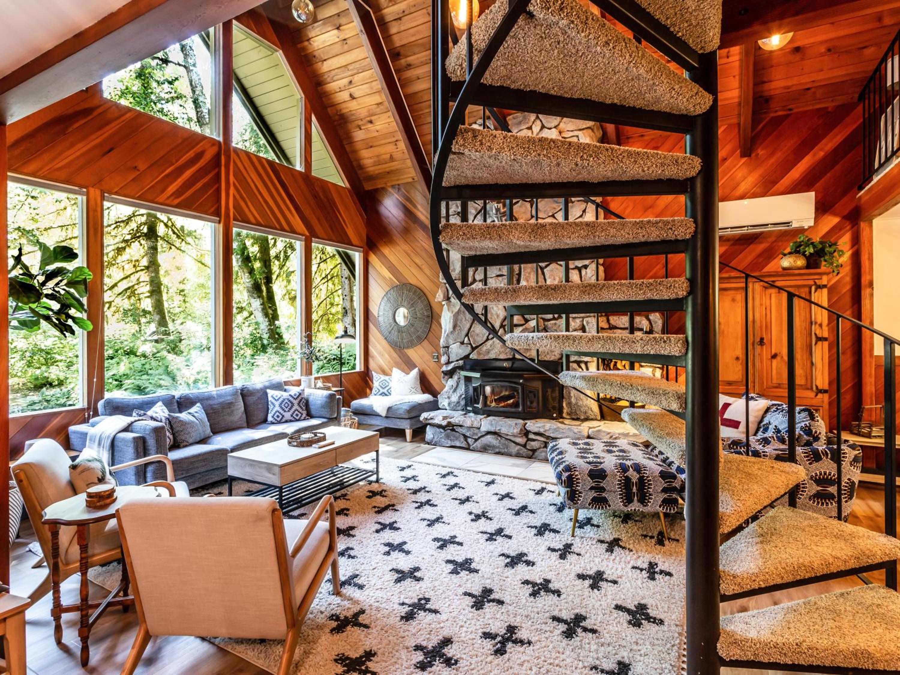 Pendleton Pines Lodge
