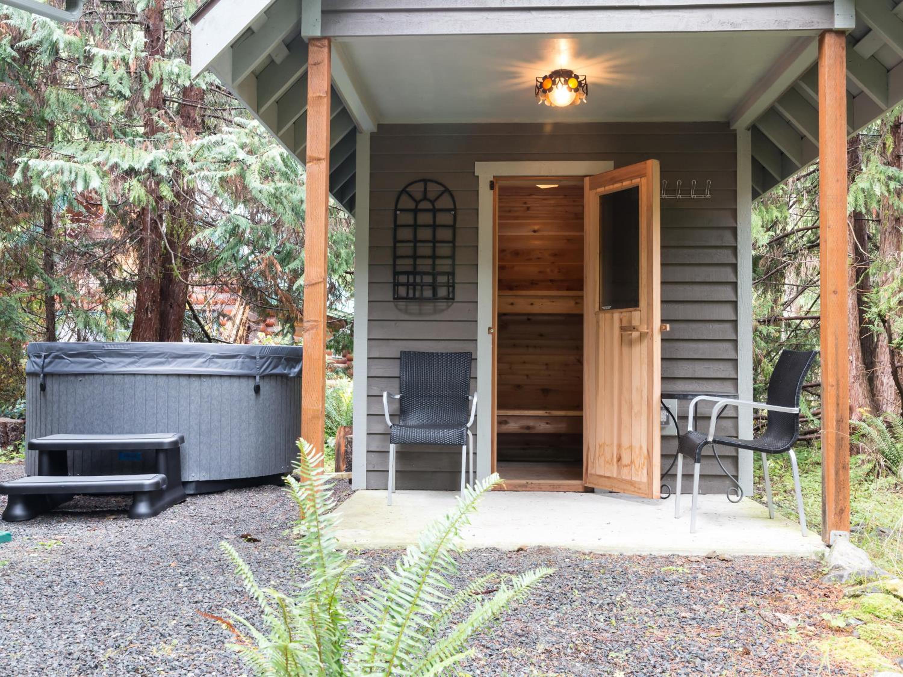 Pendleton Pines Lodge