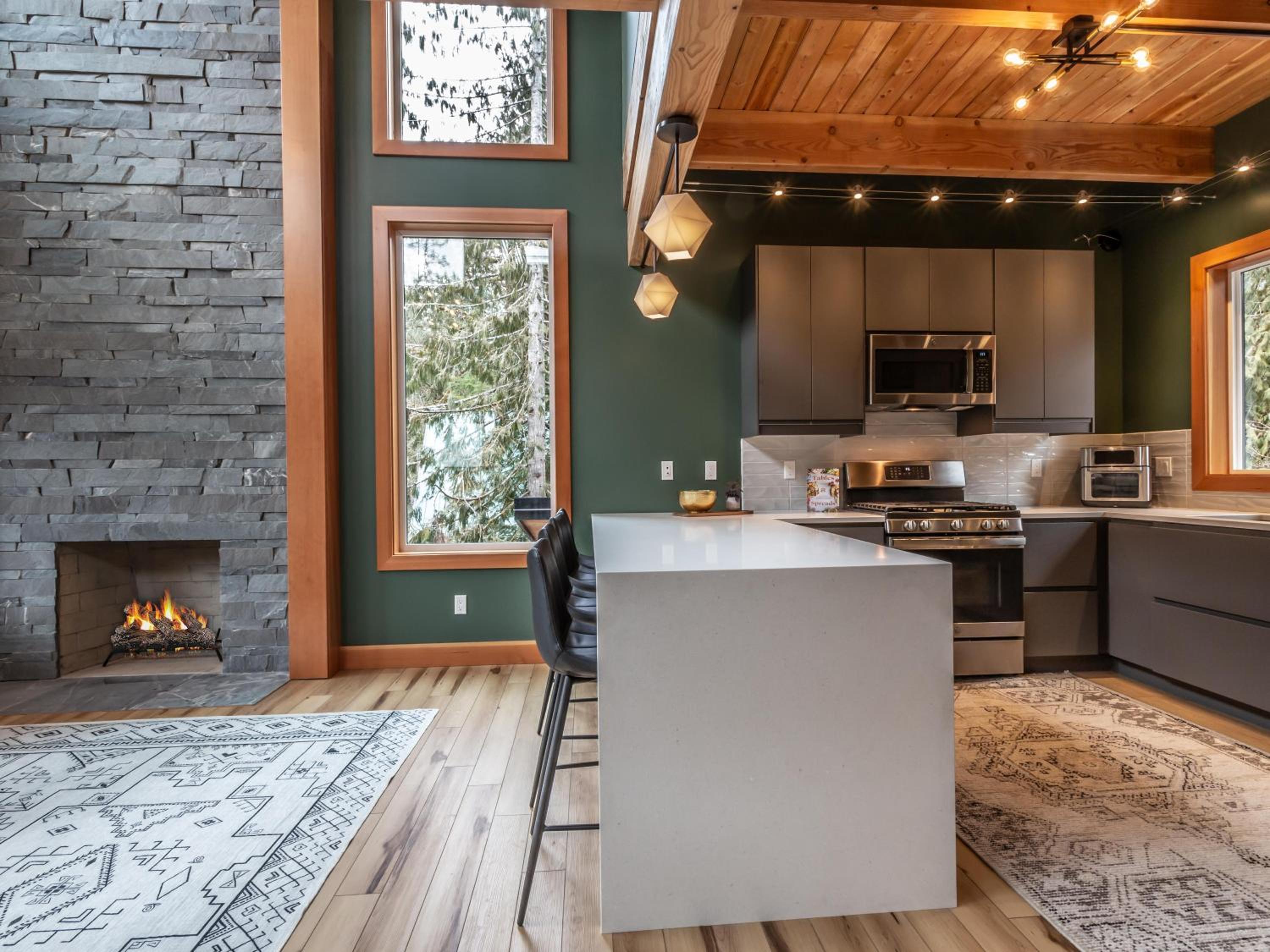 Whistler Peak Lodge