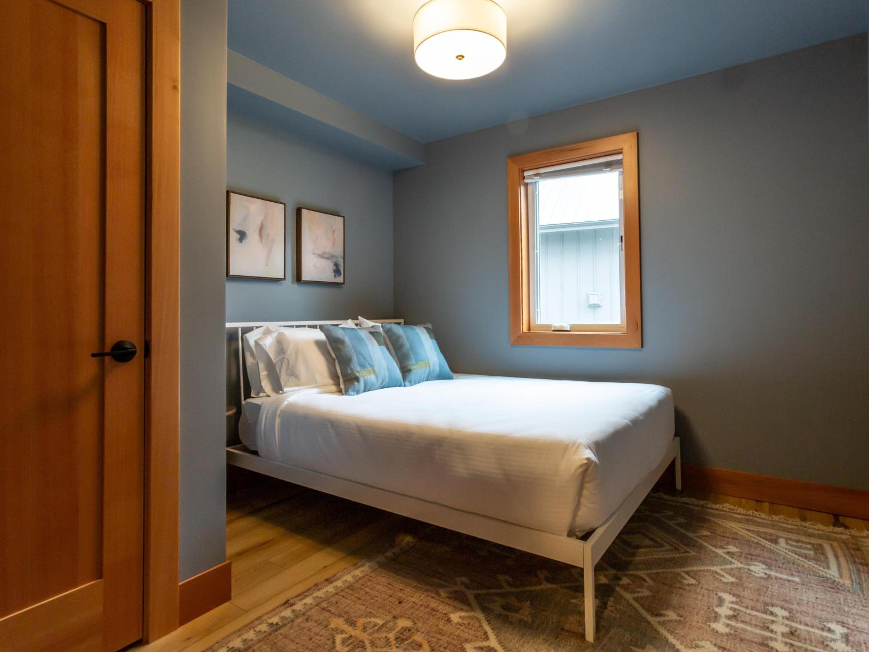 Whistler Peak Lodge