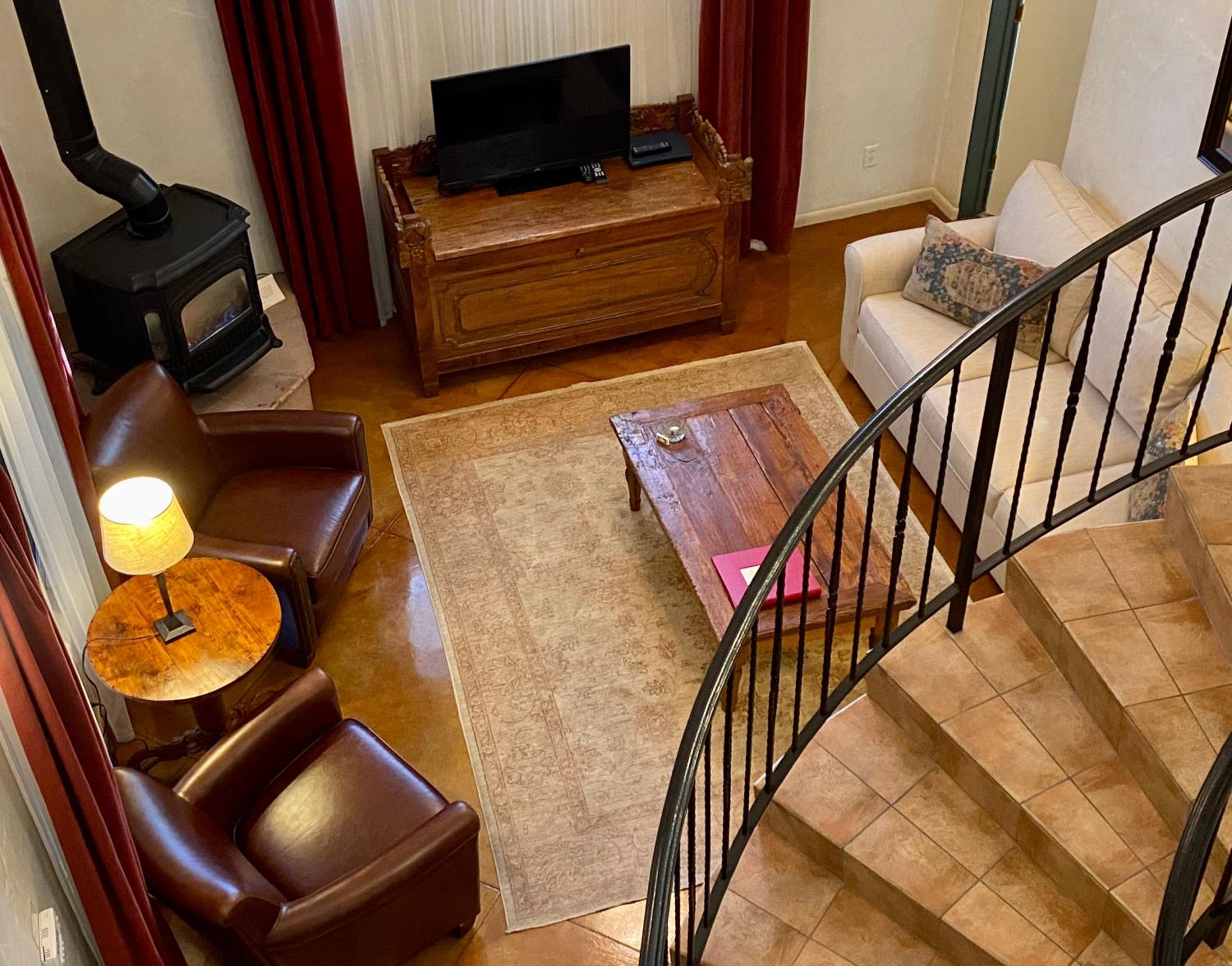 Ojai Vacations - The Emerald Iguana Inn - Property Image 24