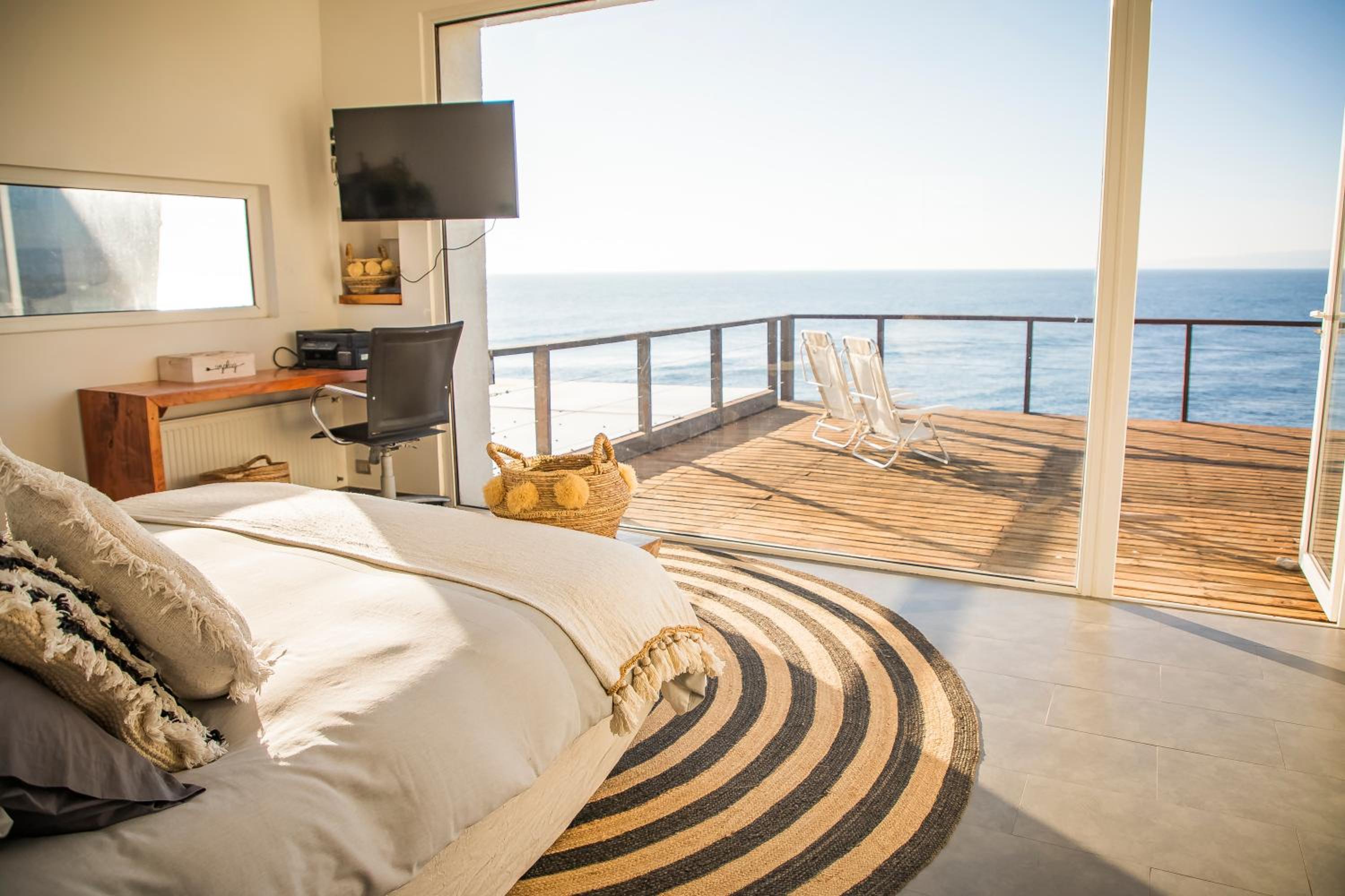 Increíble casa primera línea frente a ola Infiernillo