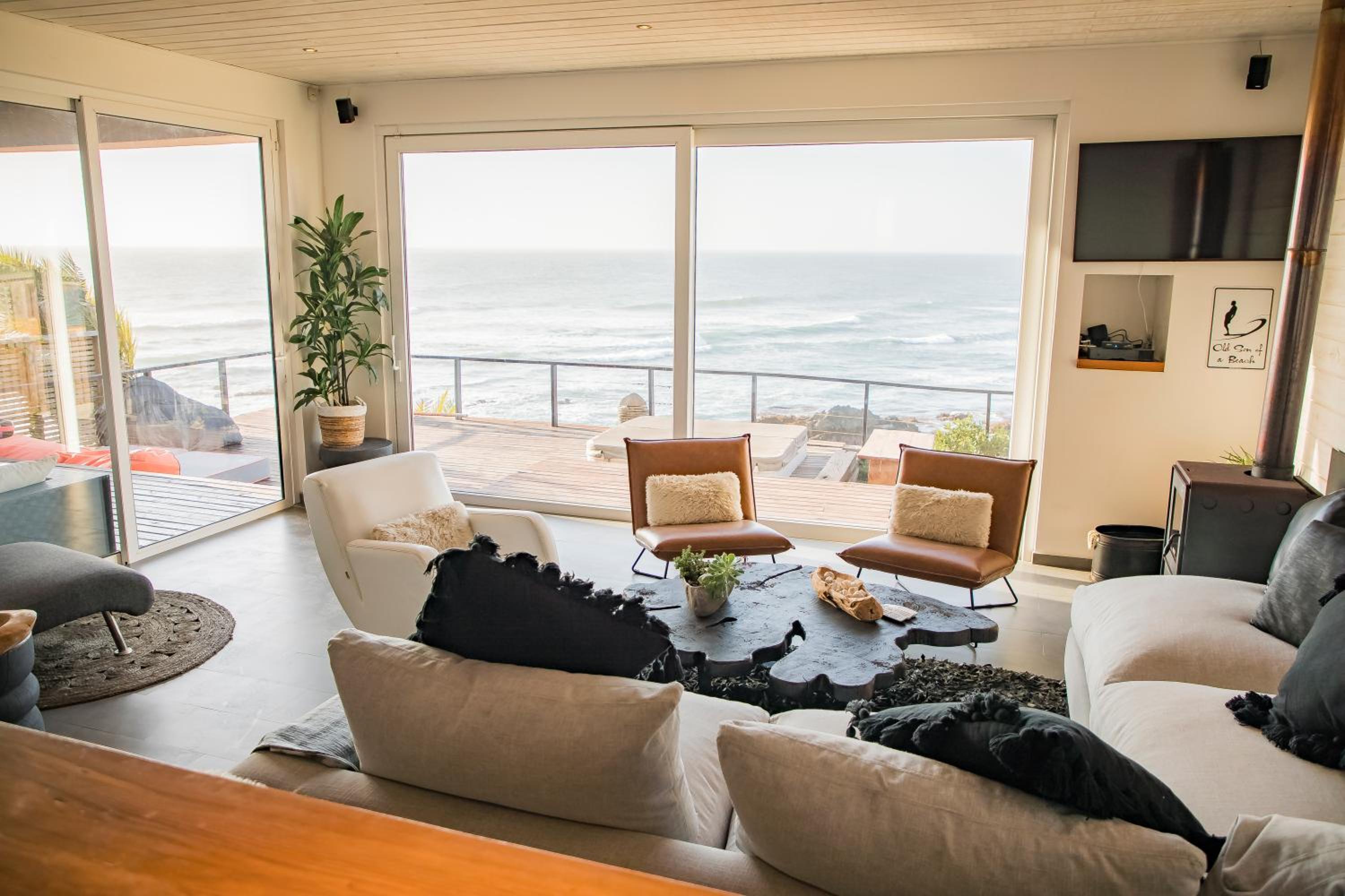 Increíble casa primera línea frente a ola Infiernillo