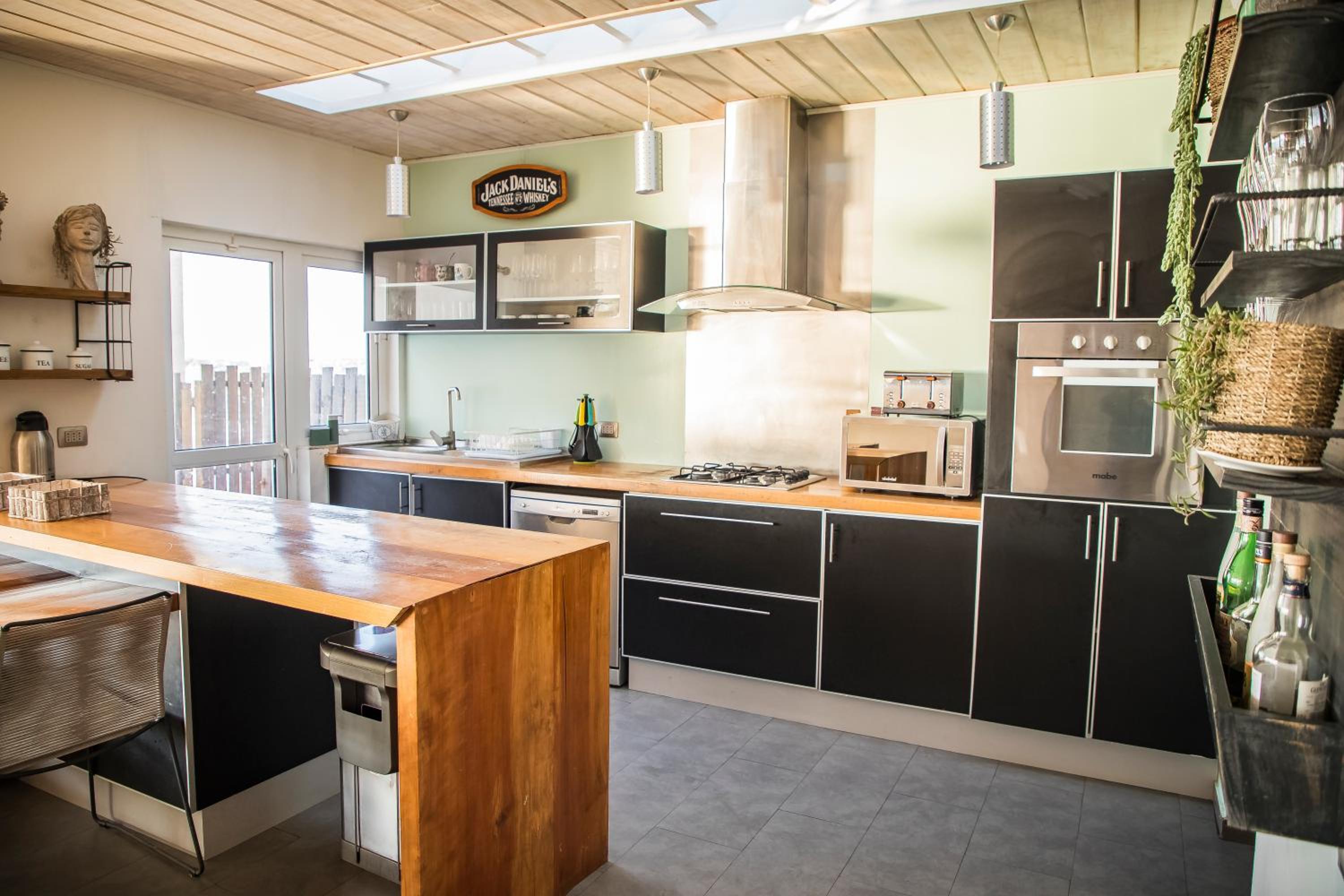 Increíble casa primera línea frente a ola Infiernillo