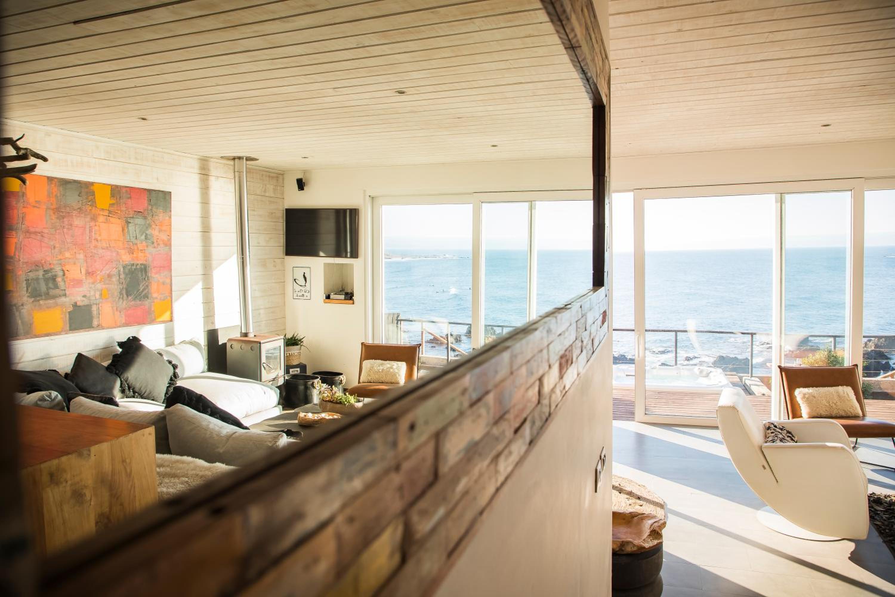 Increíble casa primera línea frente a ola Infiernillo