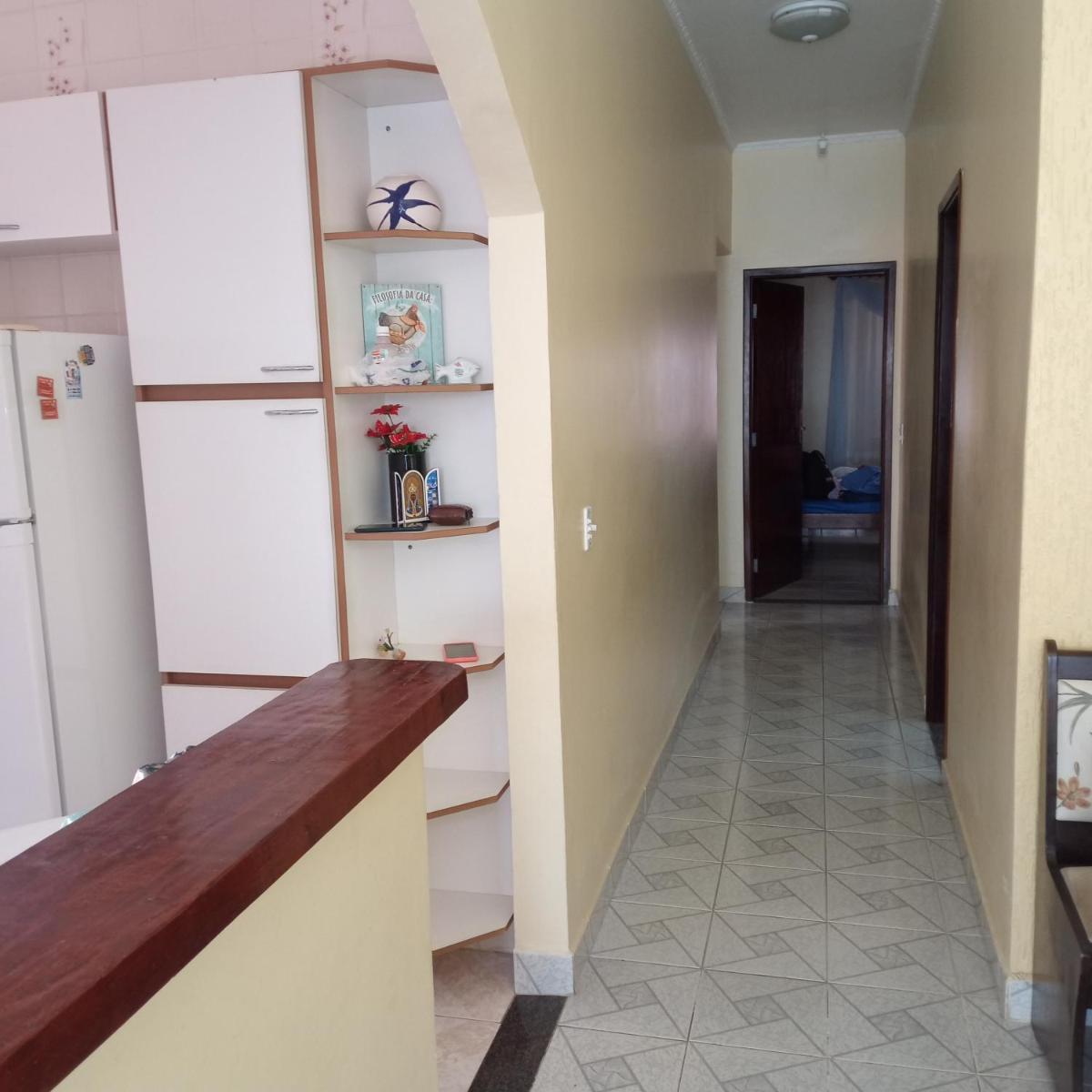 Casa na quadra da Praia de Peruíbe