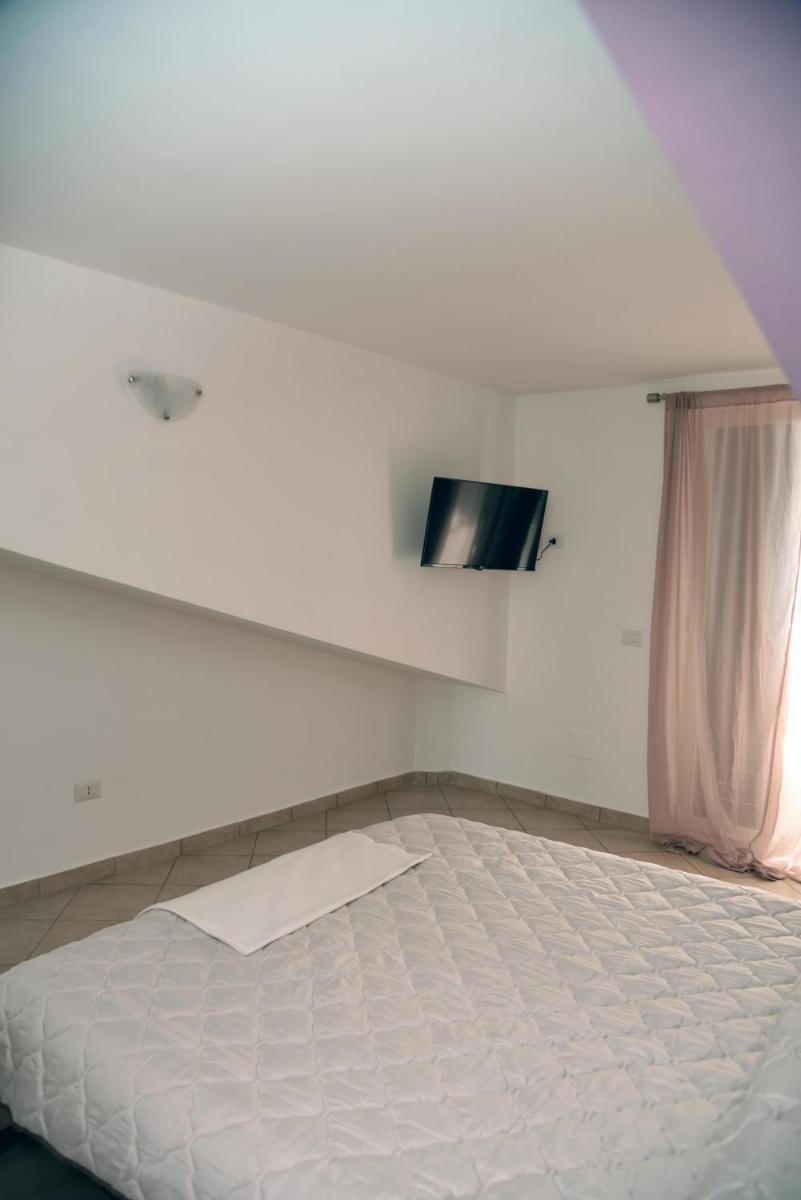 Photo 42