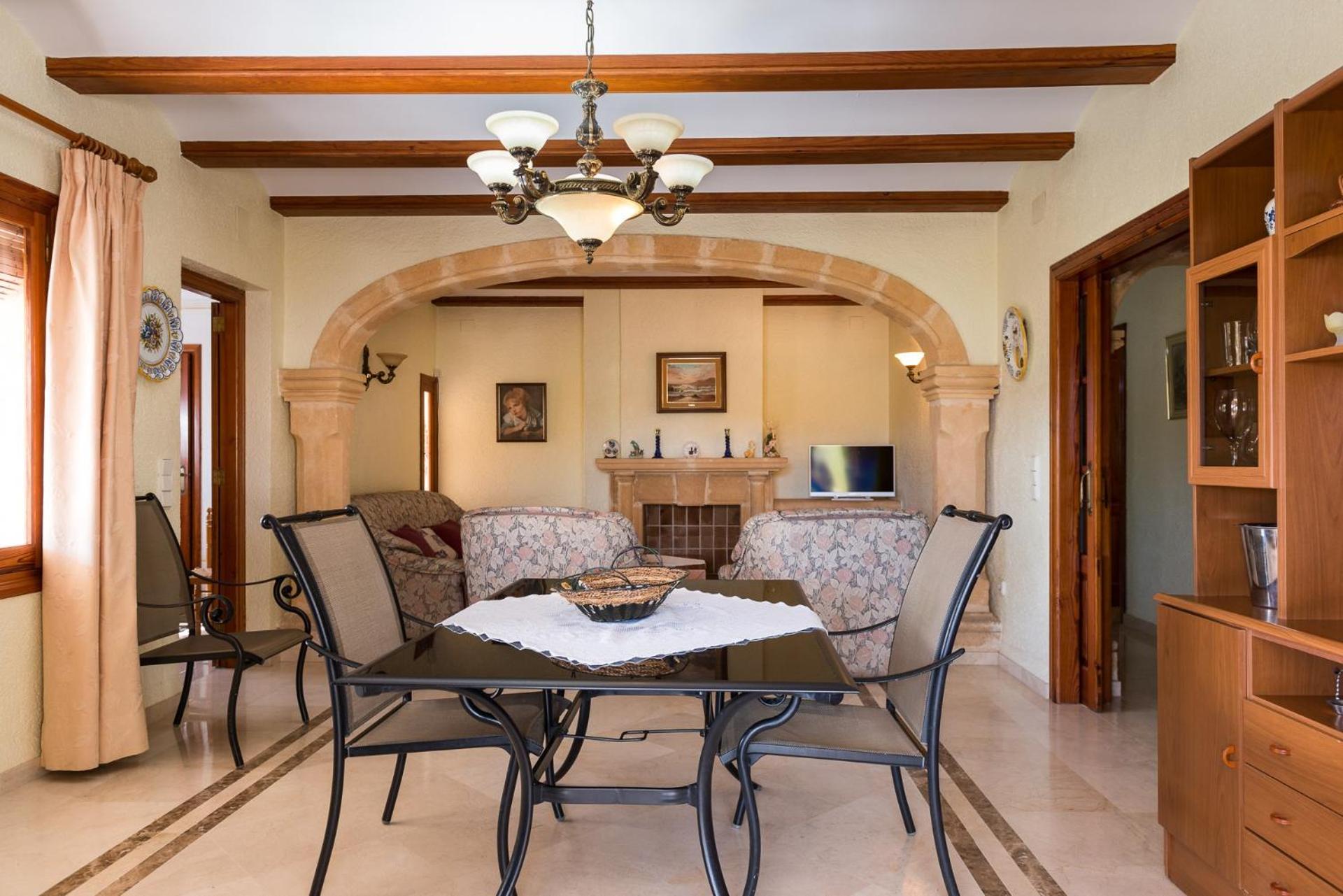 Villa Llobell - Plusholidays view 5