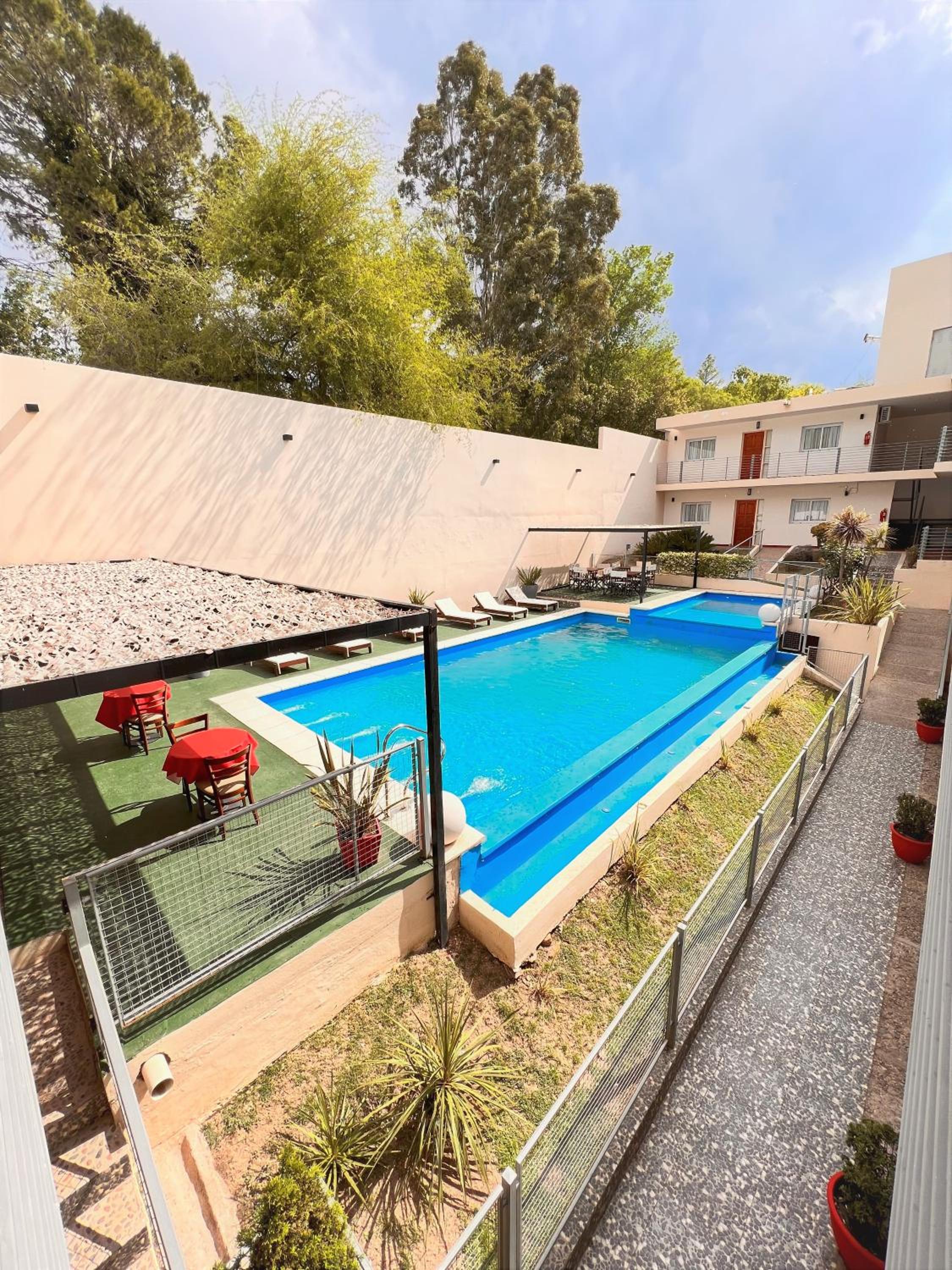 Hosteria Aguaribay