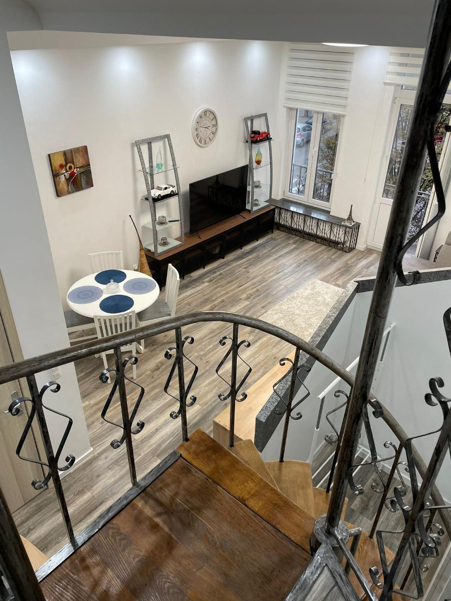 Duplex situé a 2min de la gare du nord