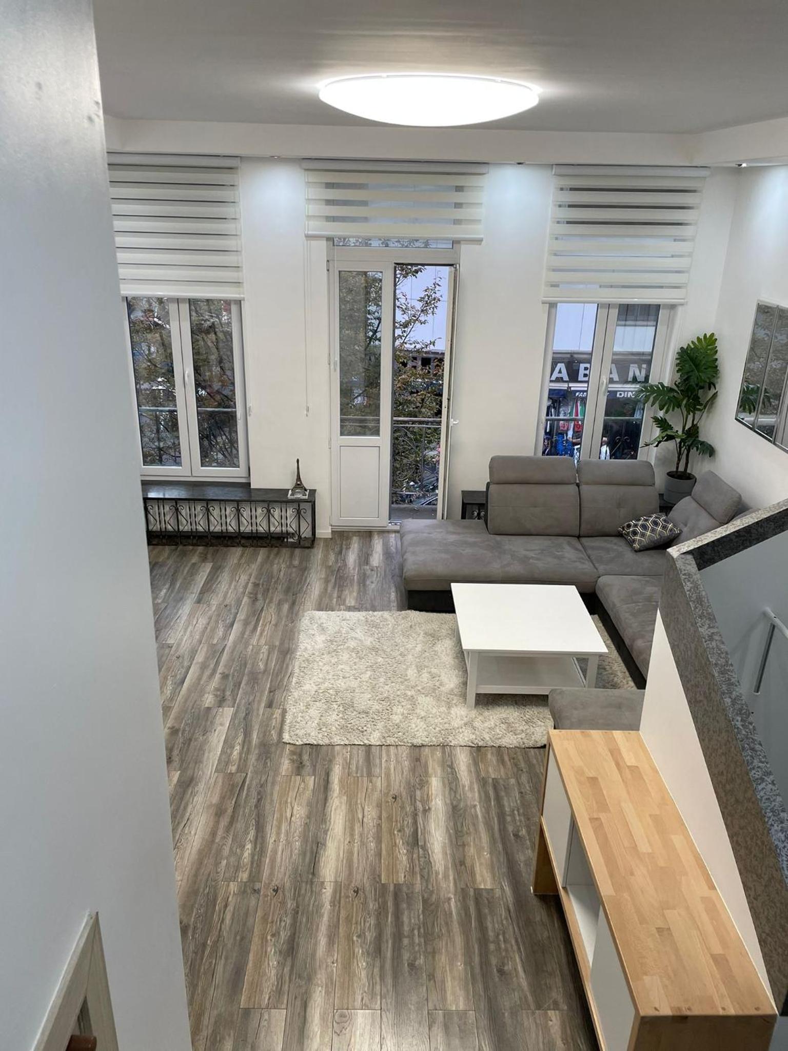 Duplex situé a 2min de la gare du nord