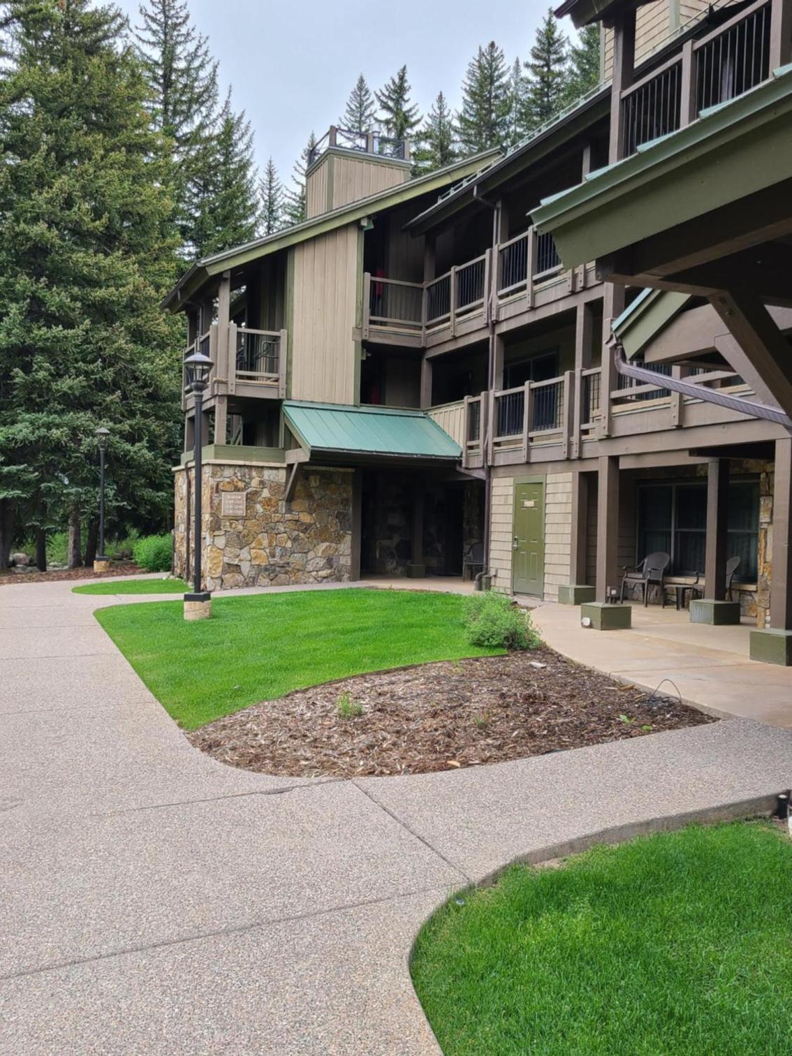 Hotel Bluegreen's StreamSide at Vail