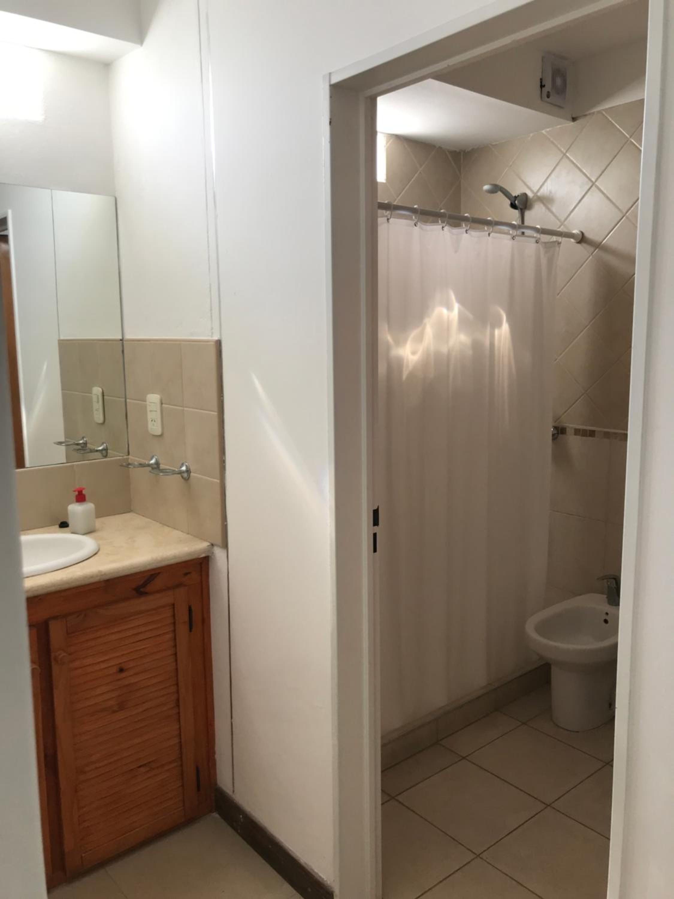 Departamento de categoría en macrocentro Echeverria