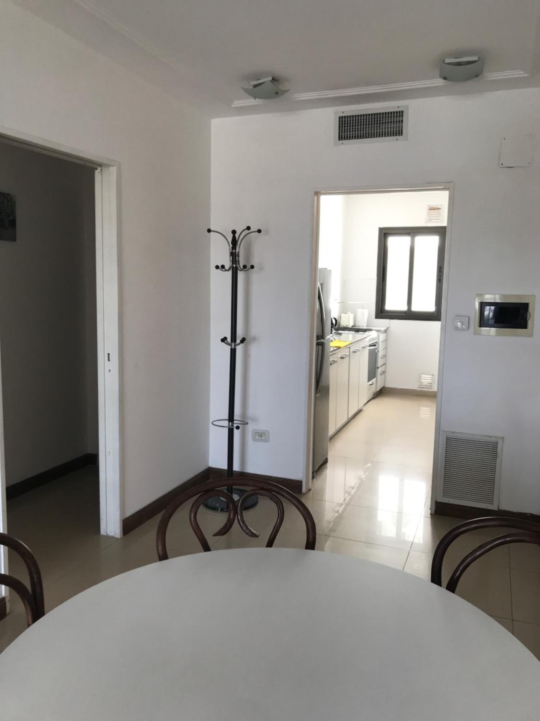 Departamento de categoría en macrocentro Echeverria