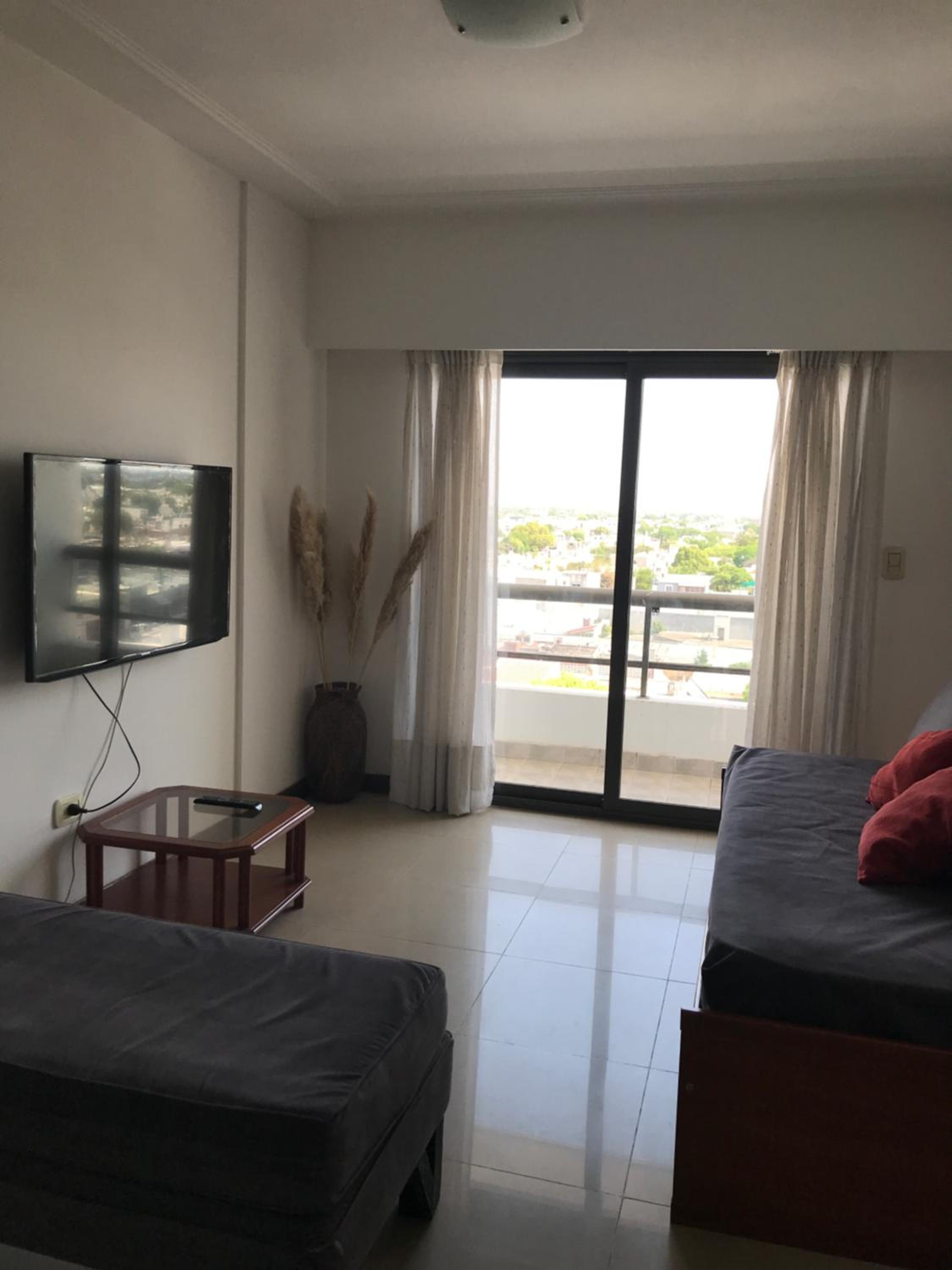 Departamento de categoría en macrocentro Echeverria