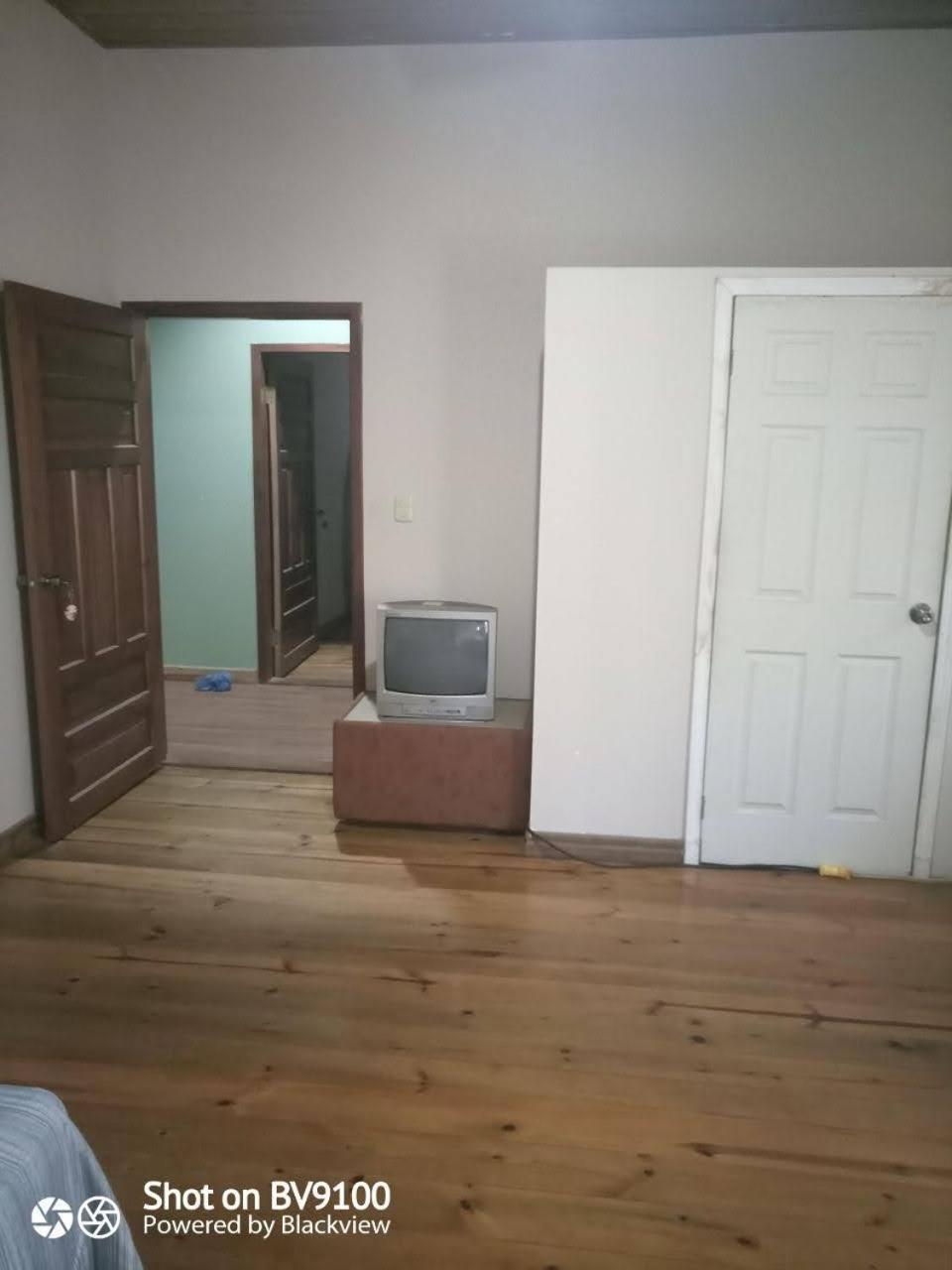 Photo 33