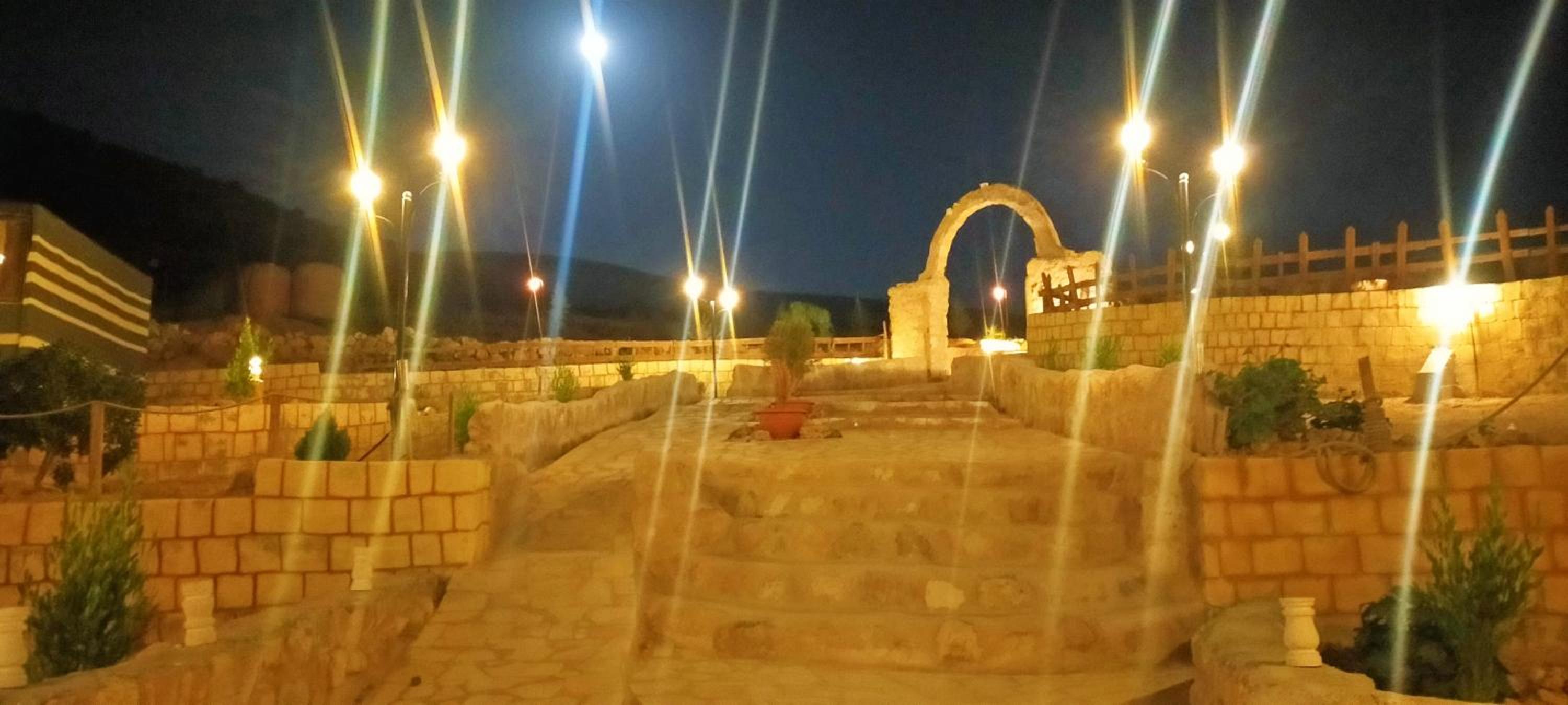 Photo 42