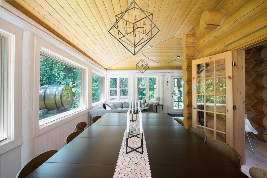 Chalet Silver Fox SPA at Fiddler's Lake