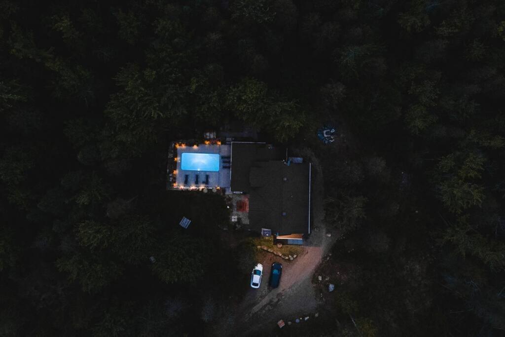 Chalet Silver Fox SPA at Fiddler's Lake